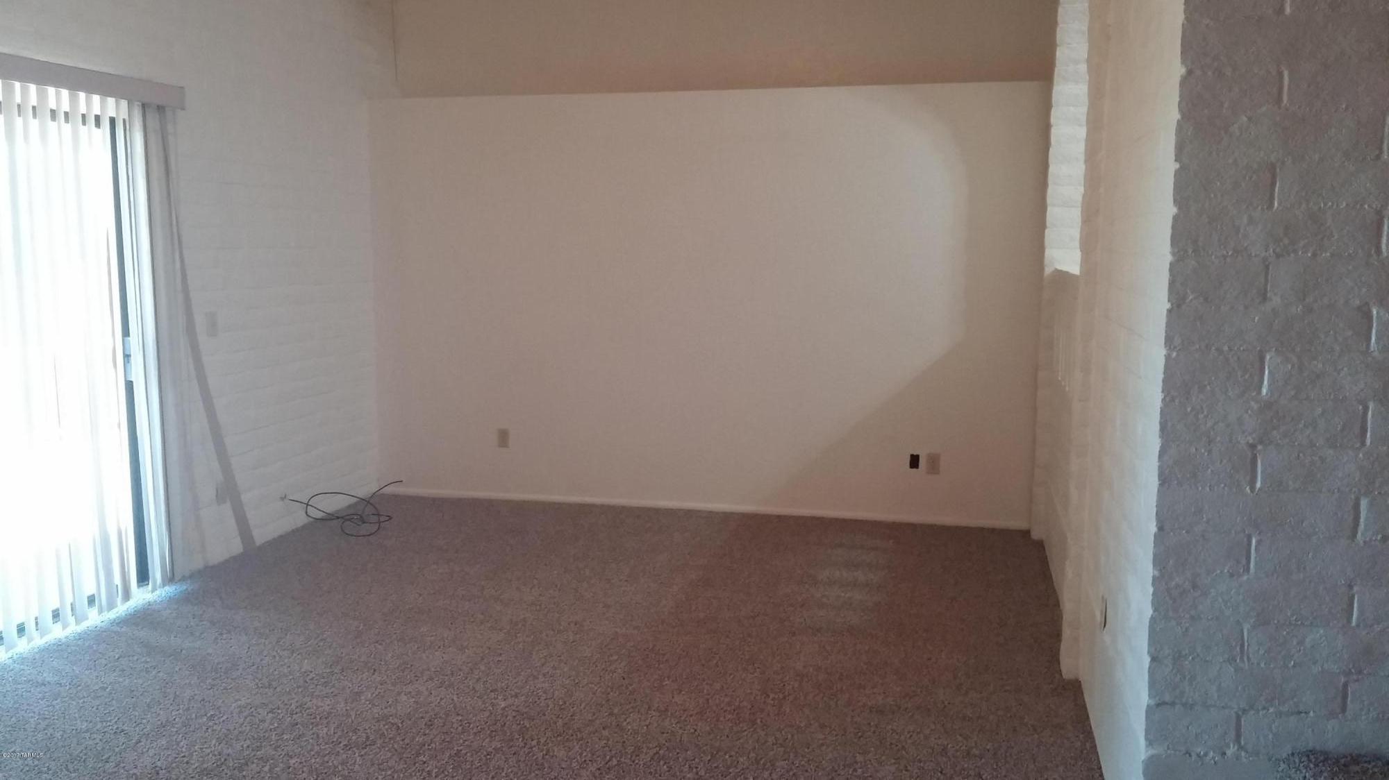 Del Cerro Estates 2 (1-35) - Residential Lease
