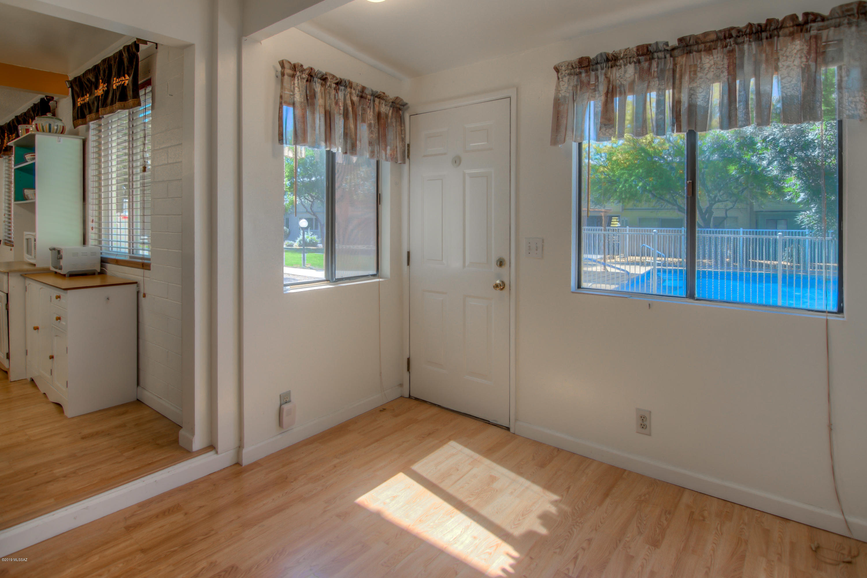 Sherwood Village Terrace (1-85) - Residential