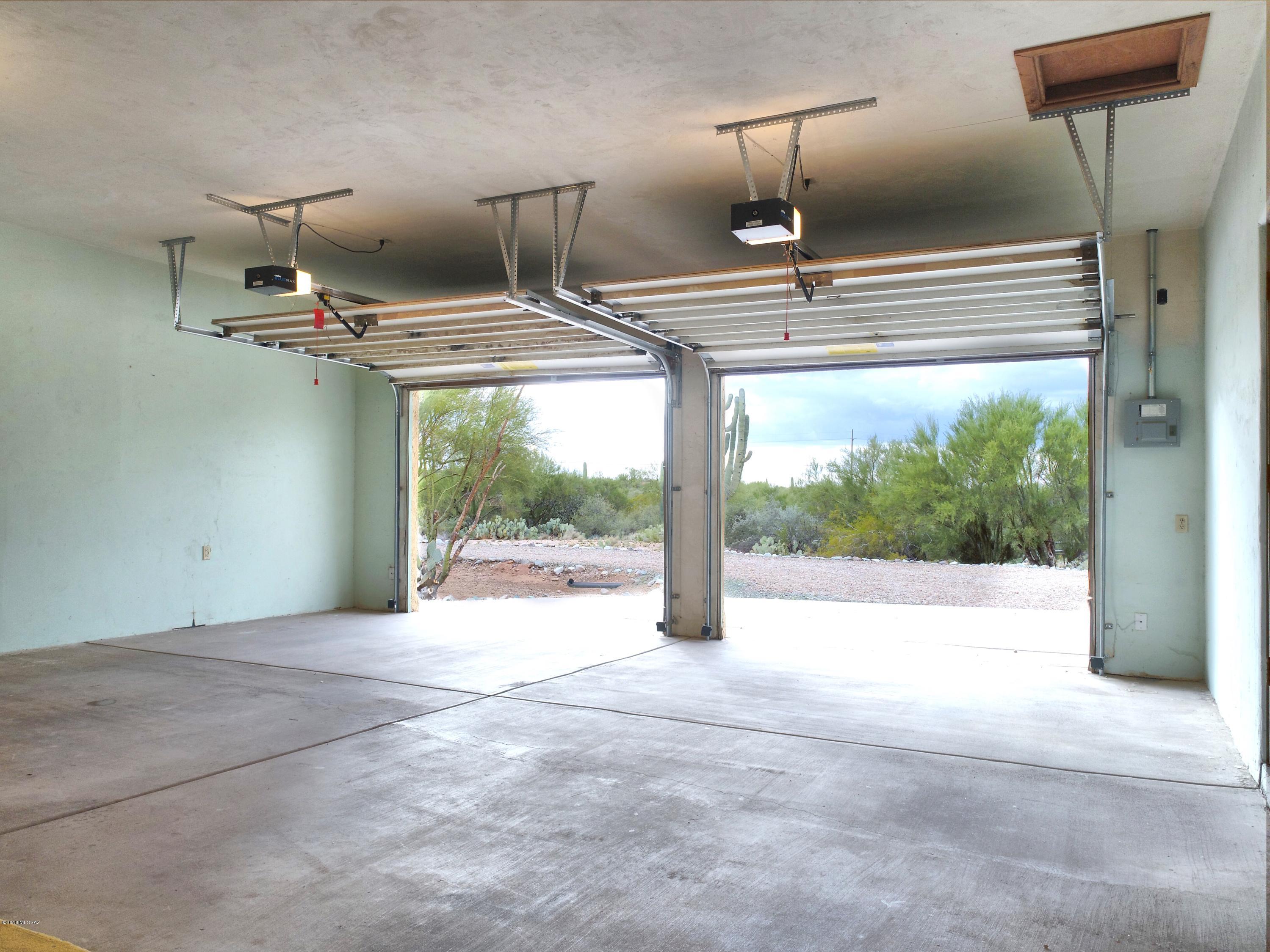 Saguaro Cerro Estates - Residential