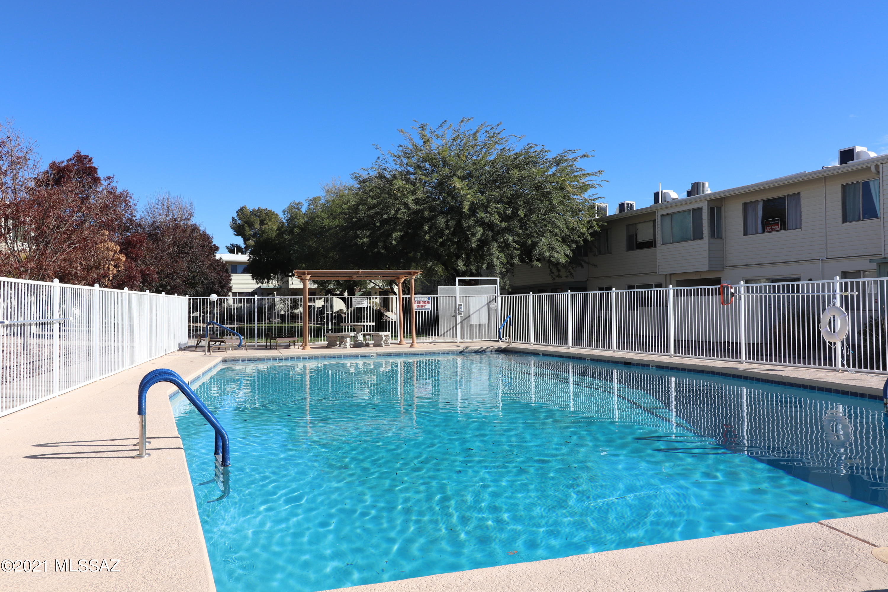 Sherwood Village Terrace (171-230) - Residential