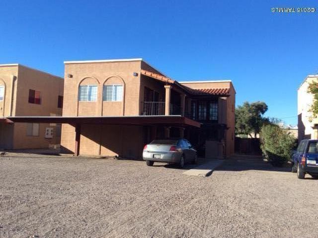 Central fourplex with covered parking, central AC, french doors, W&D hookups, Close to everything & just a  few miles from U of A.Great investment opportunity.
Property needs minor repairs. One unit is vacant