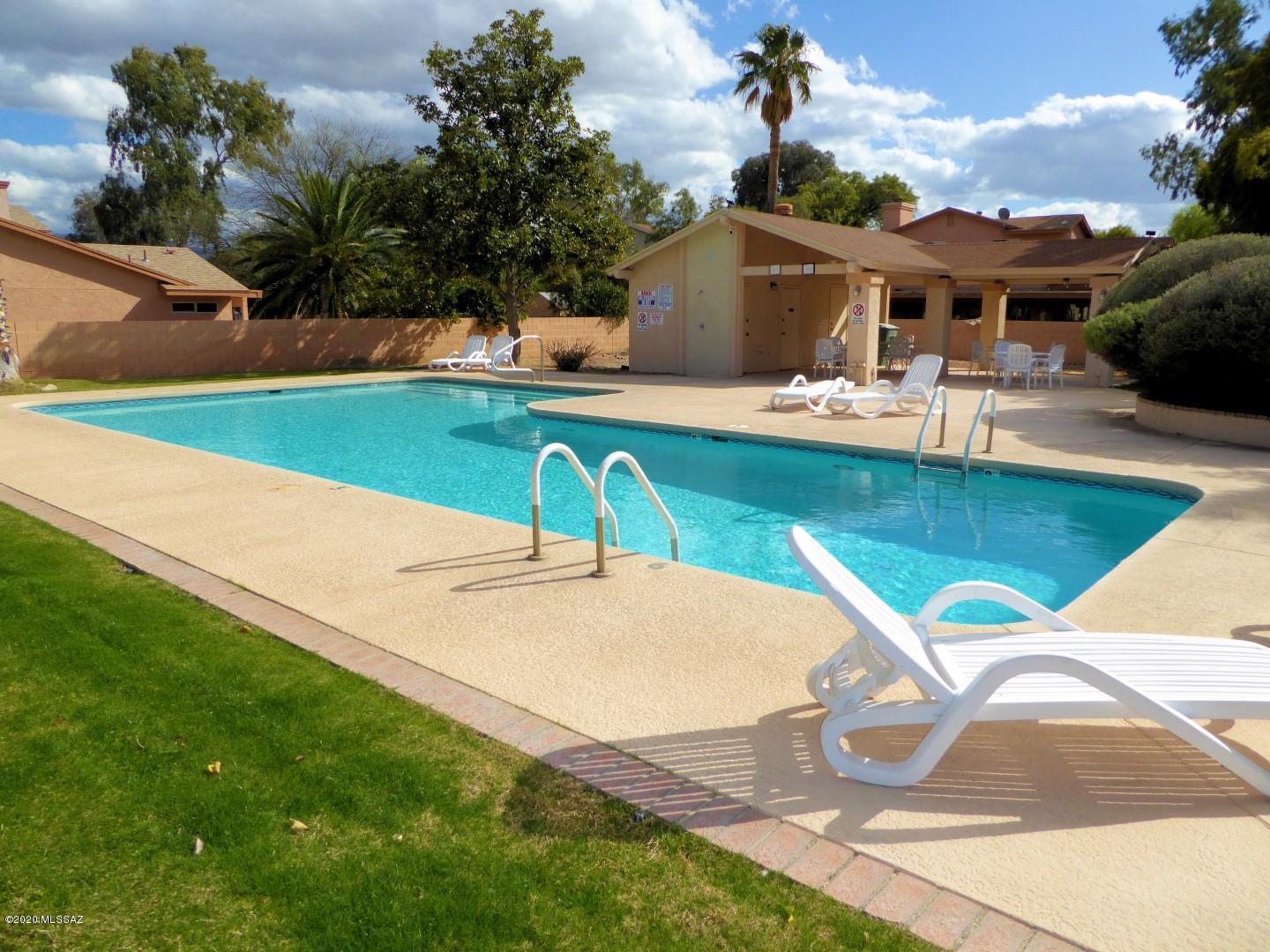 Rancho Tranquilo Este (1-60) - Residential