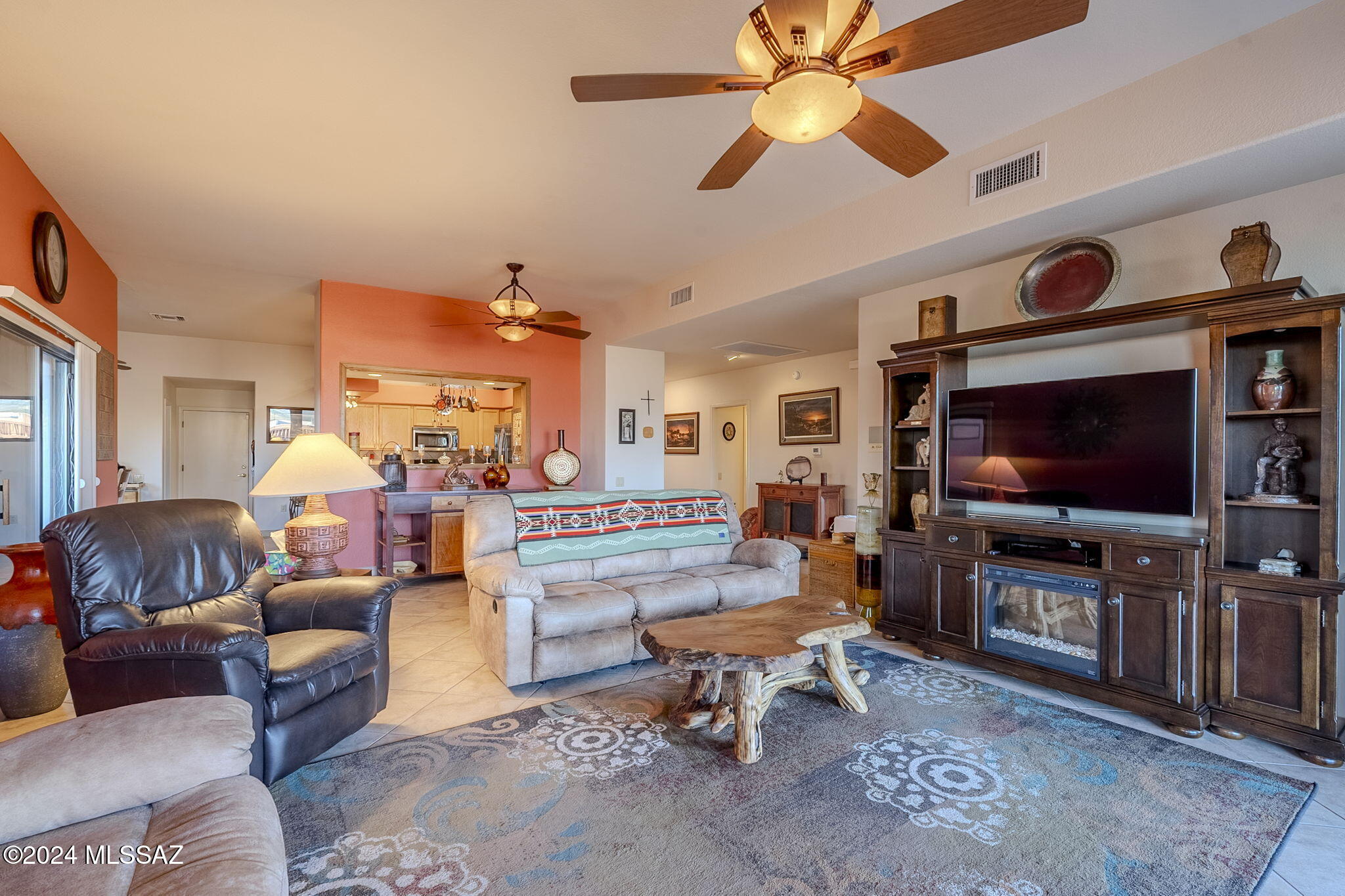 San Ignacio Vistas (101-113,224-228) - Residential