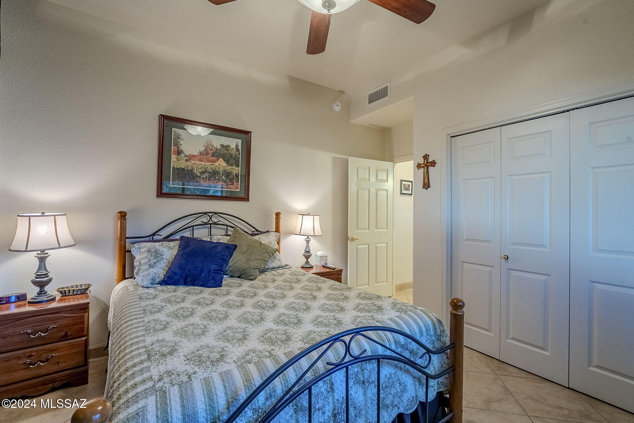 San Ignacio Vistas (101-113,224-228) - Residential