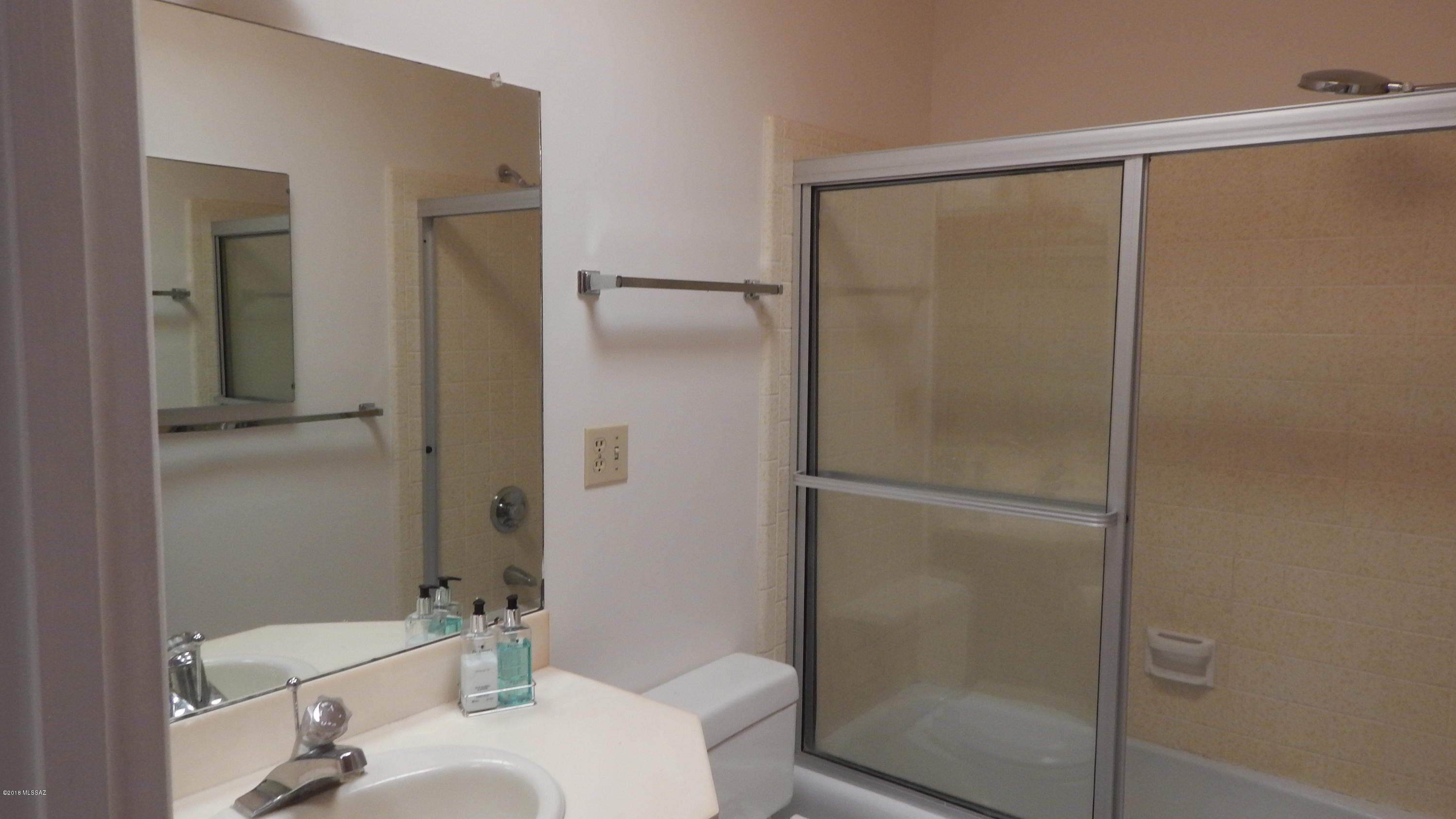 Via Entrada Townhouses - Residential Lease