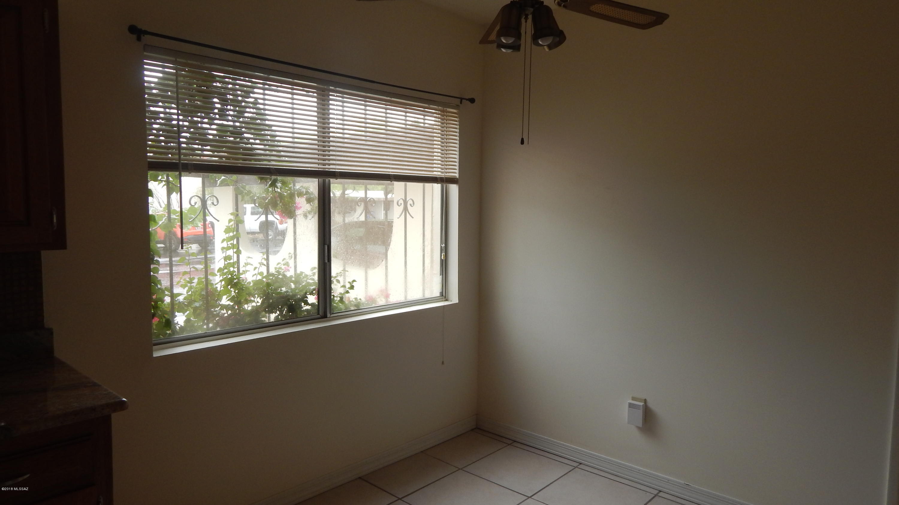 Via Entrada Townhouses - Residential Lease