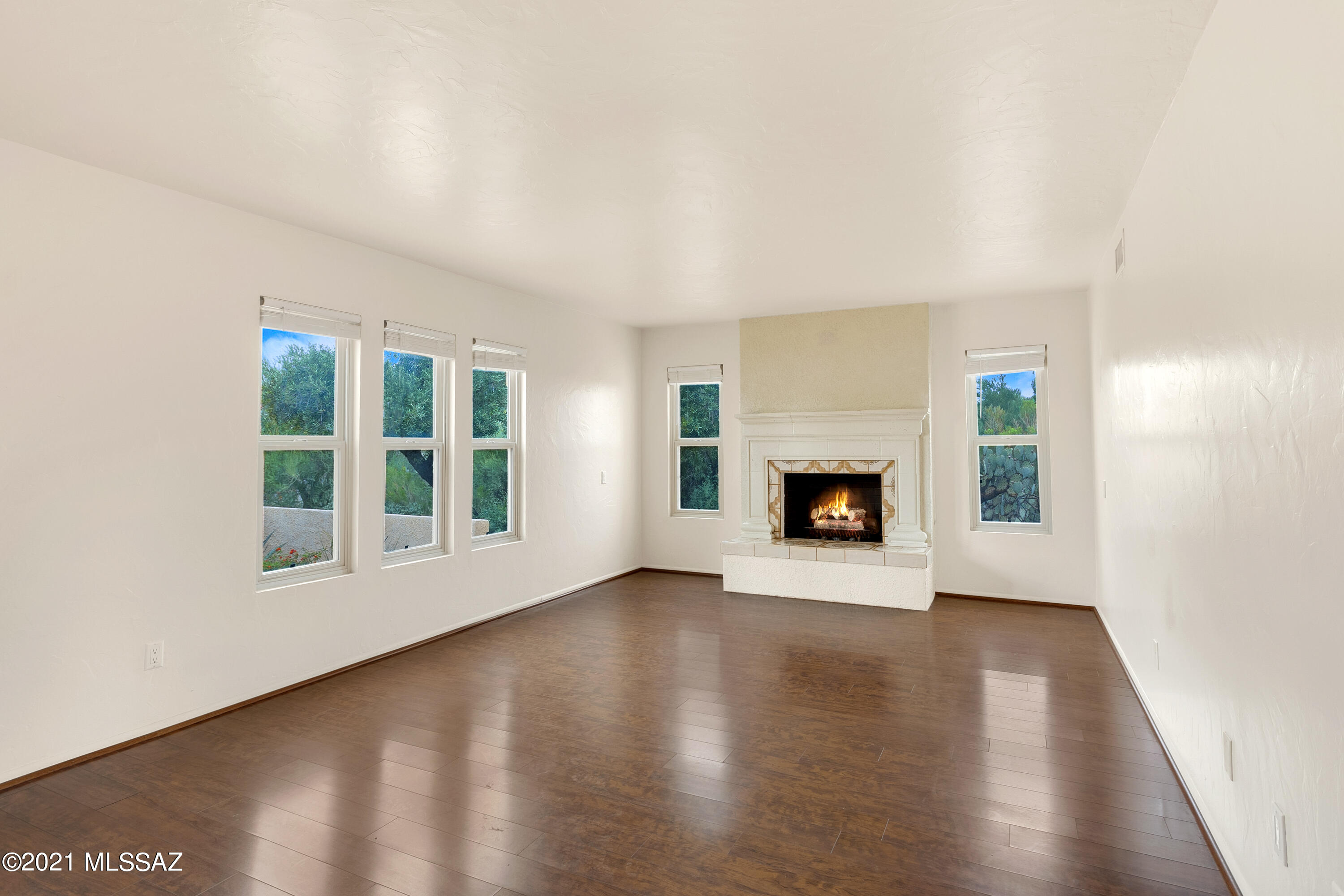 Shadow Hills (484-595) - Residential