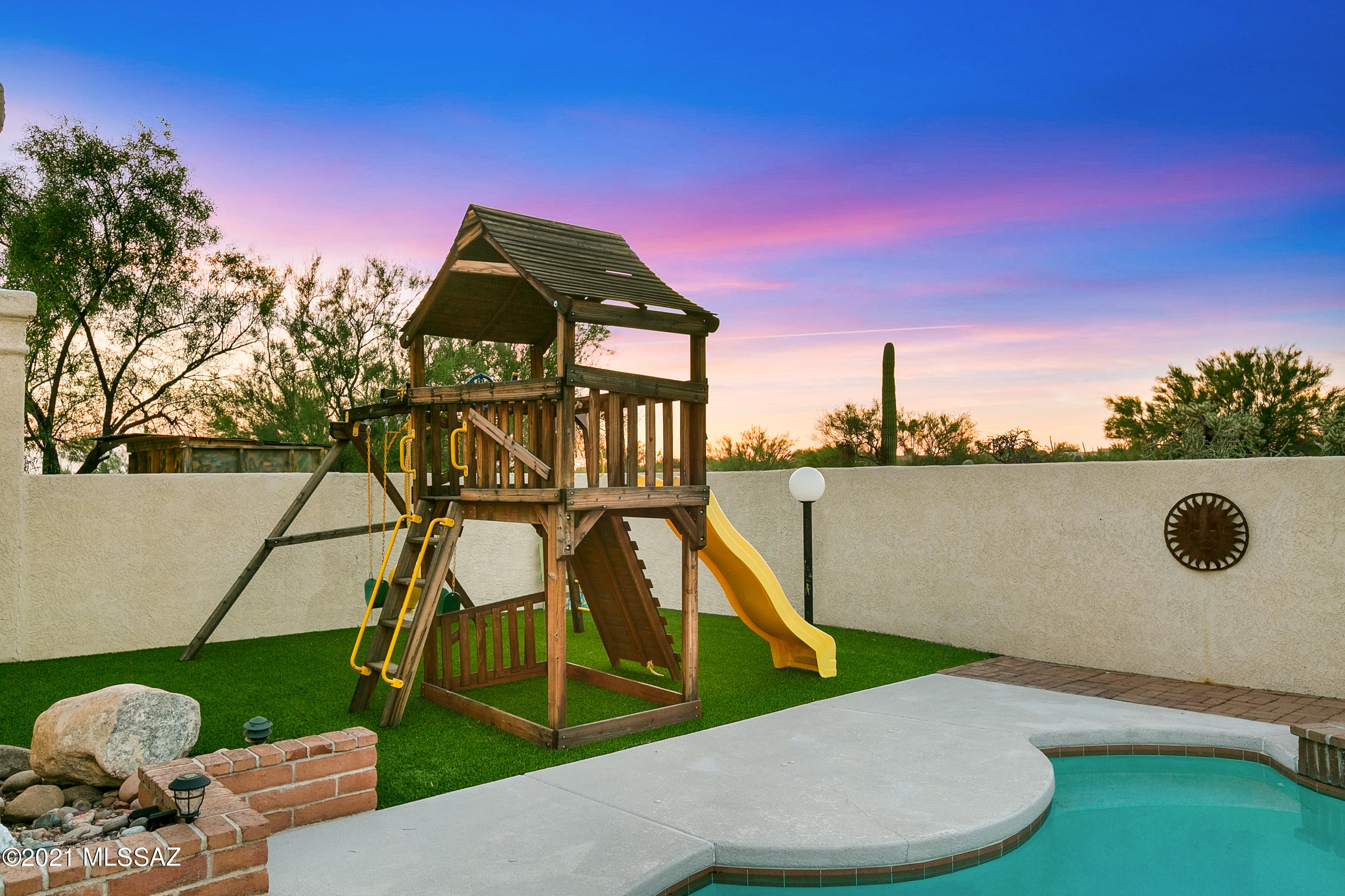 Shadow Hills (484-595) - Residential