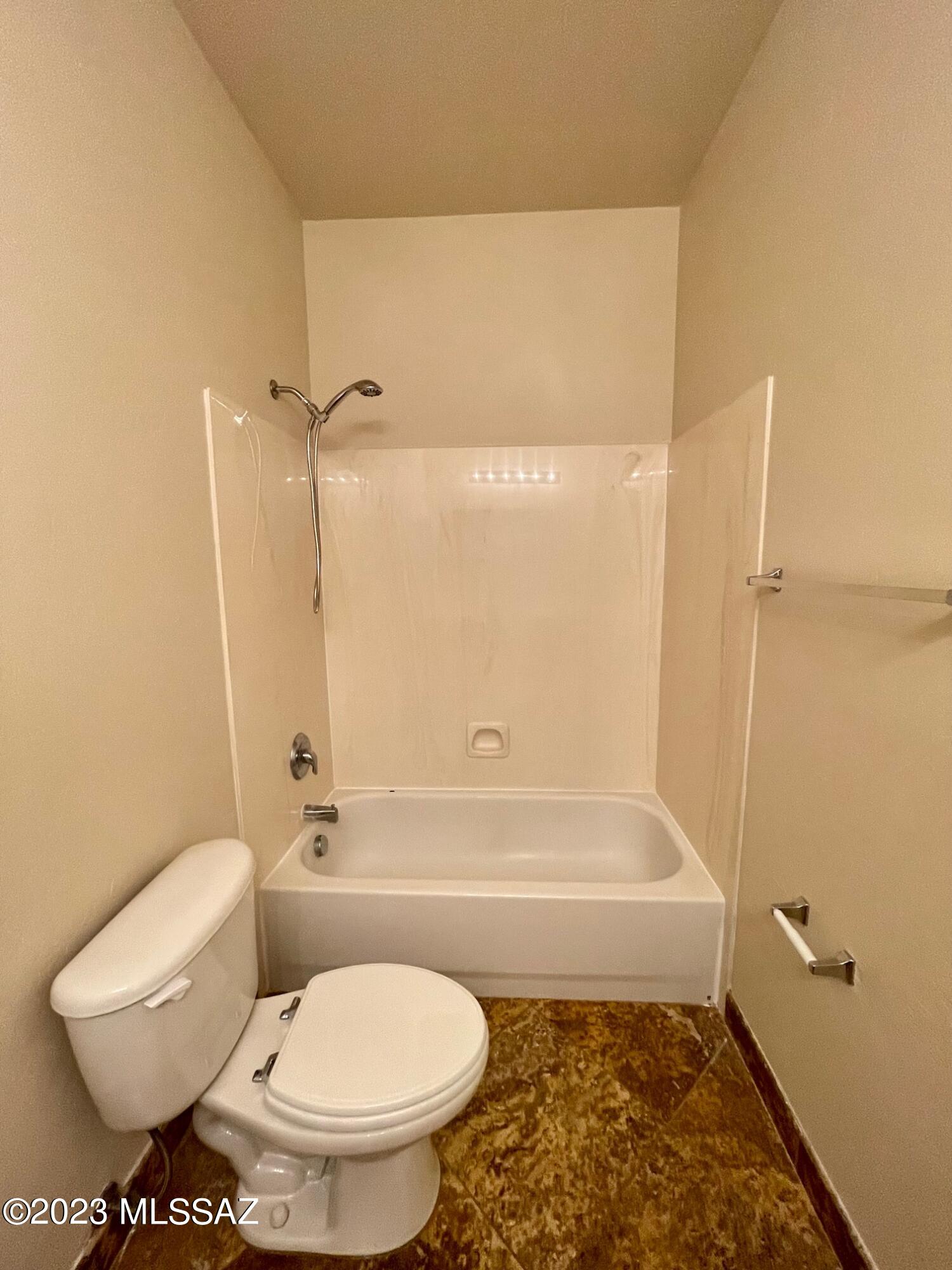 Verde Ranch (1-158) - Residential Lease