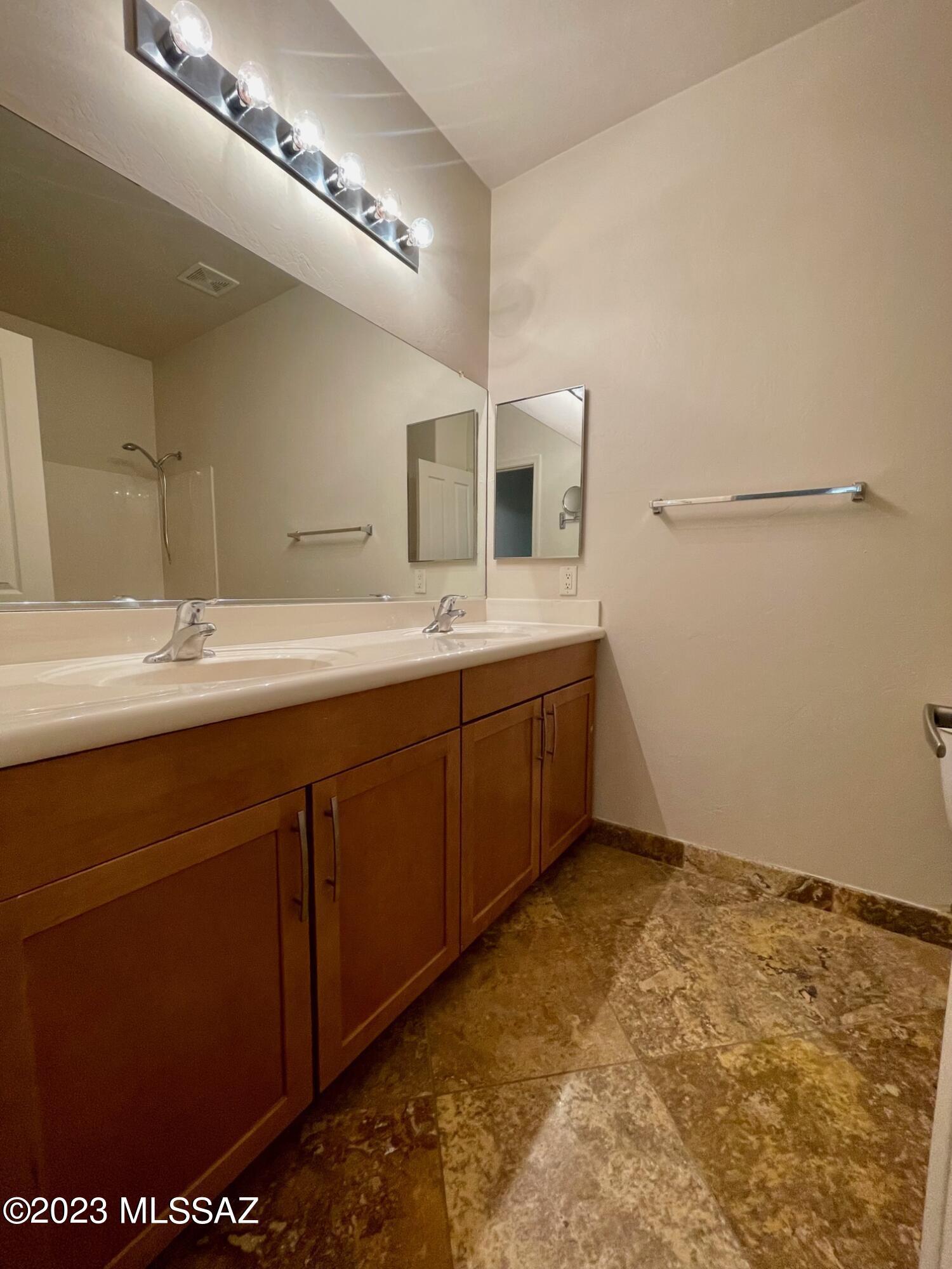 Verde Ranch (1-158) - Residential Lease