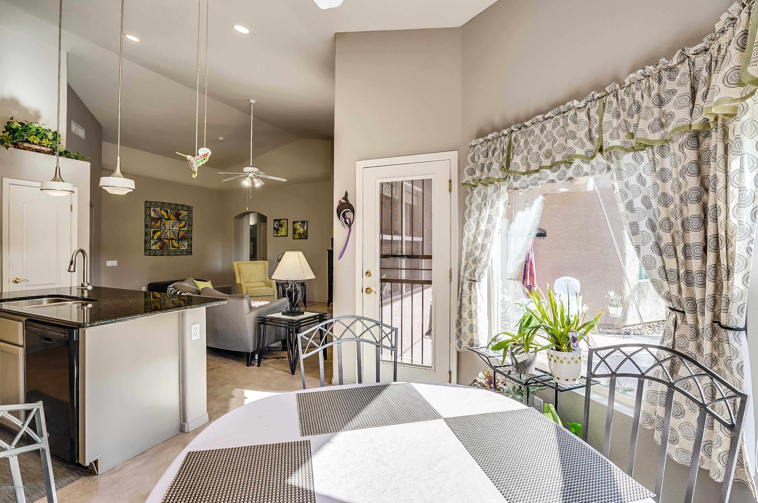 Bluffs (The) 2 - Residential