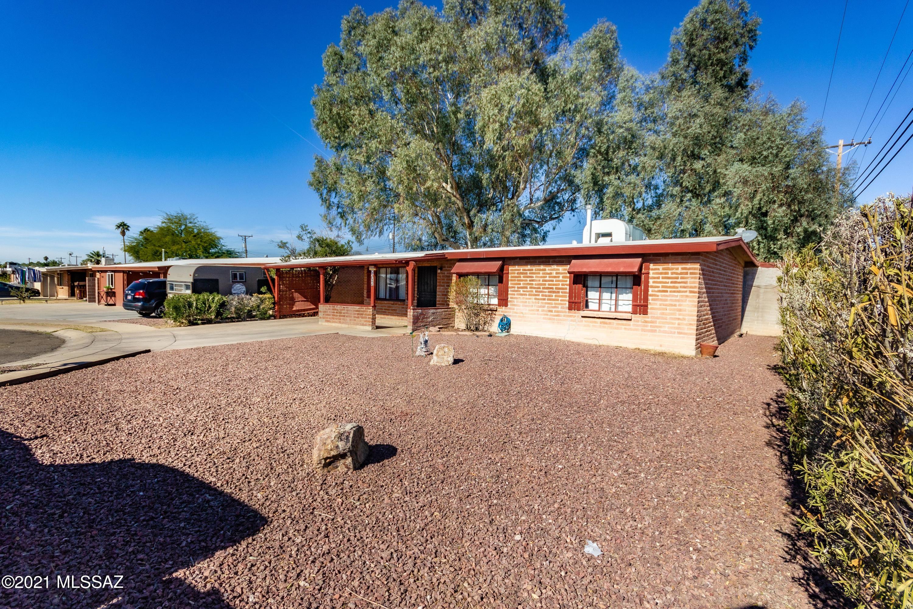 Vista Del Norte - Residential