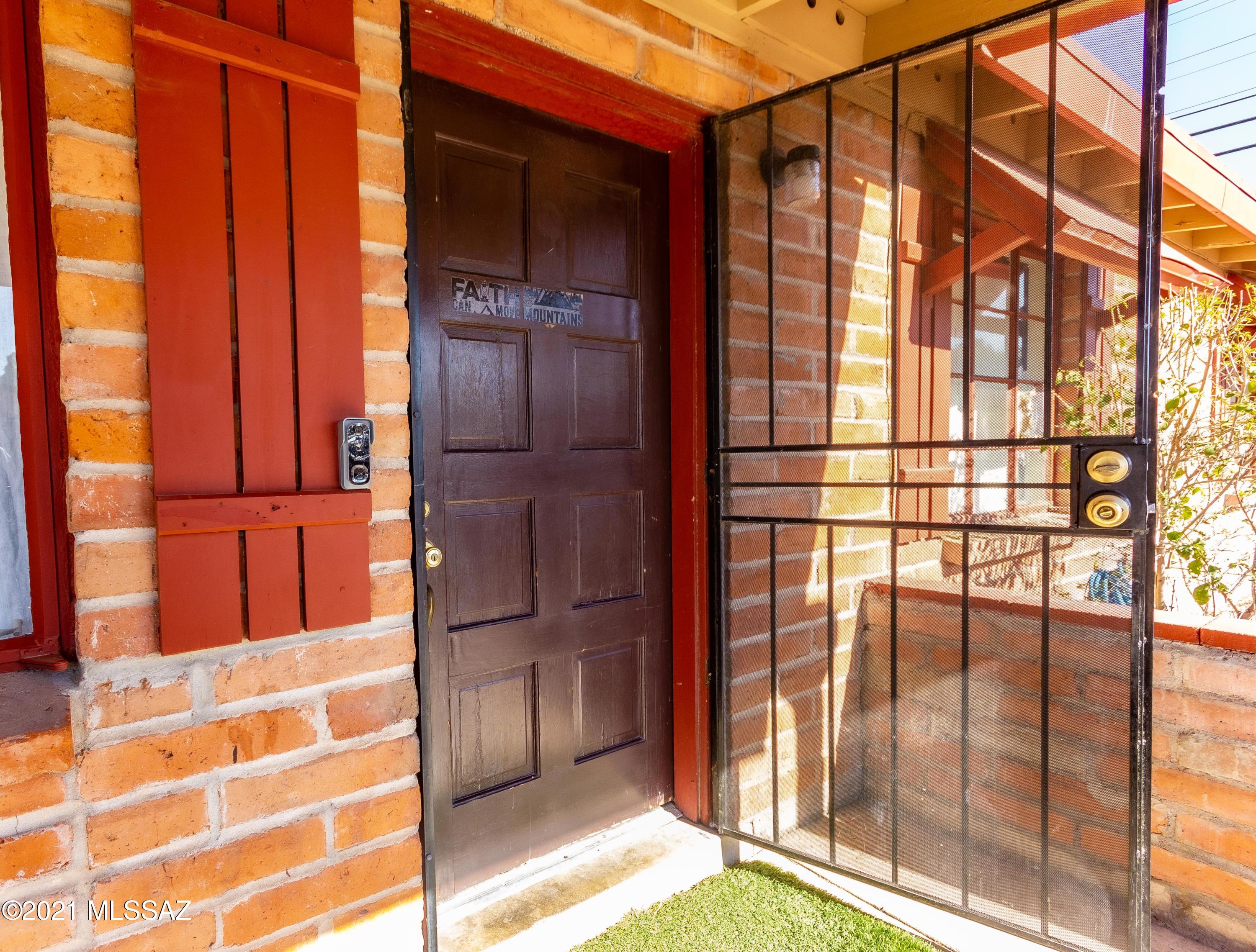 Vista Del Norte - Residential