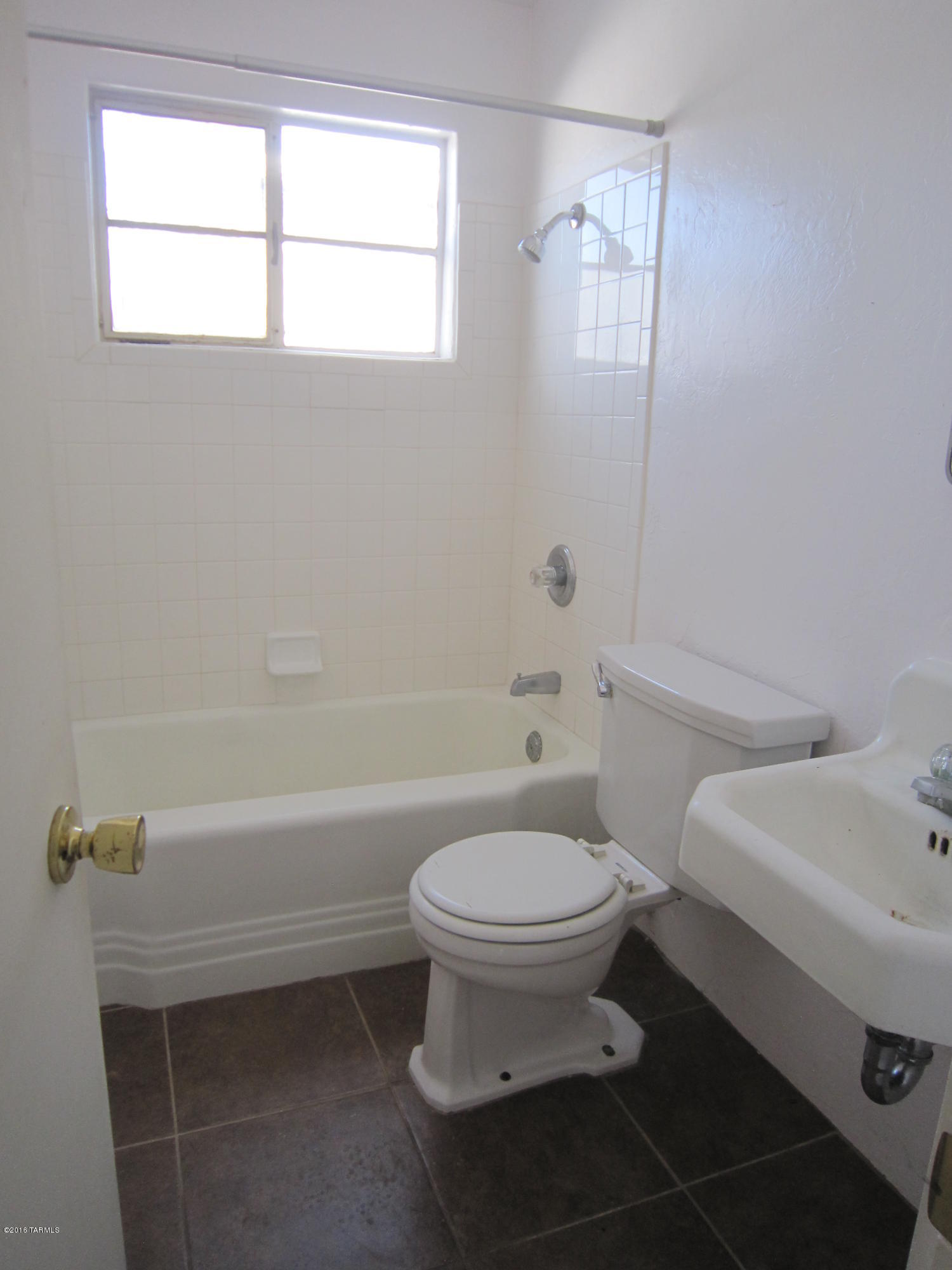 Columbus Addition - Residential Lease