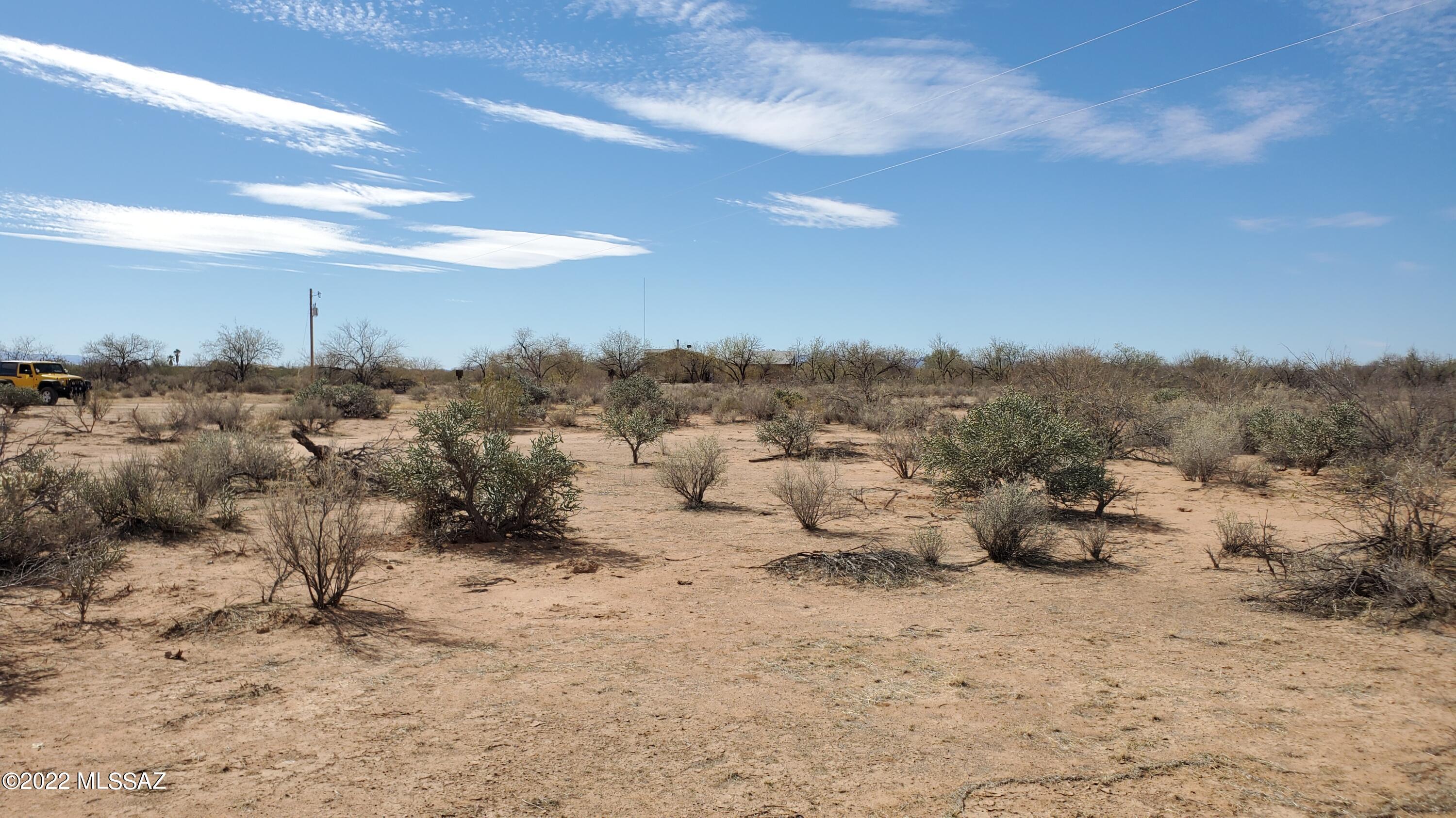 Flat lot with mountain views and beautiful sunrises and sunsets.  Come build your dream home today!!!