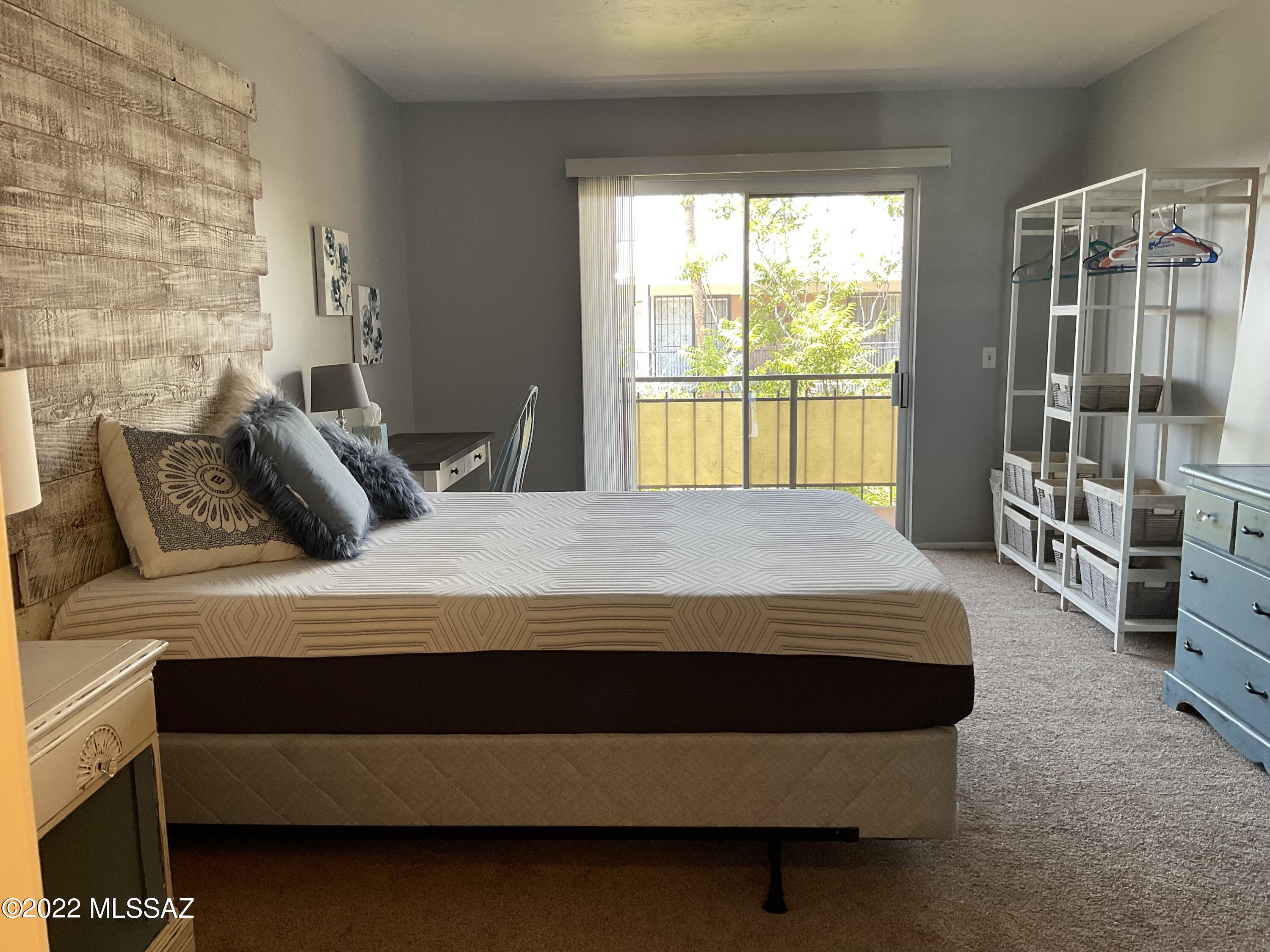 Country Club Heights - Residential