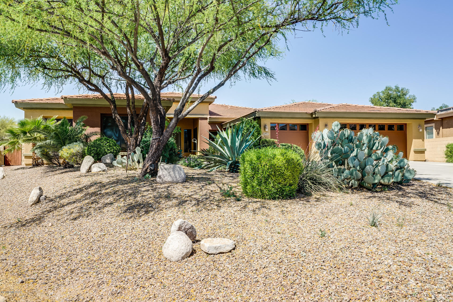 Mira Vista (1-60) - Residential