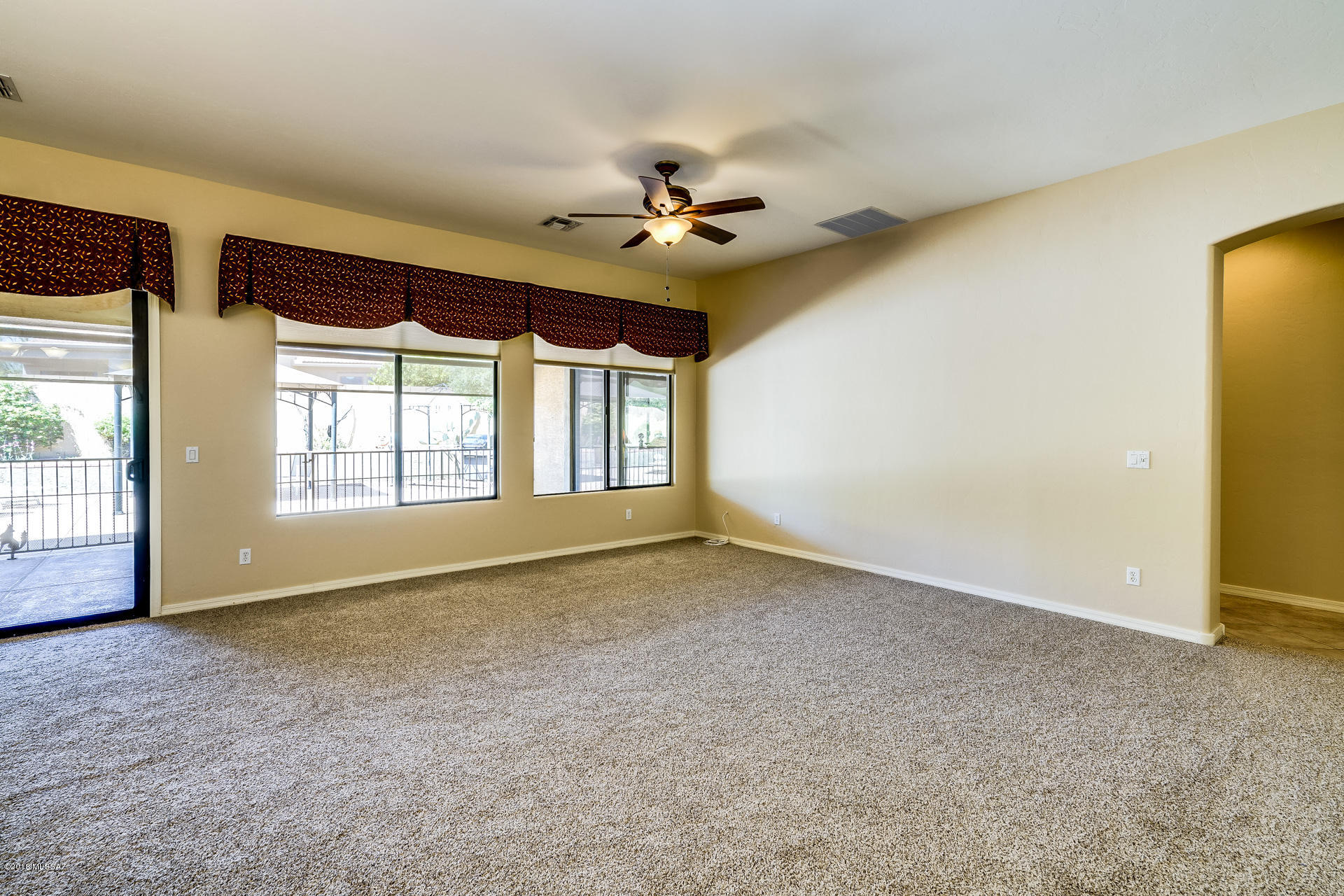 Mira Vista (1-60) - Residential