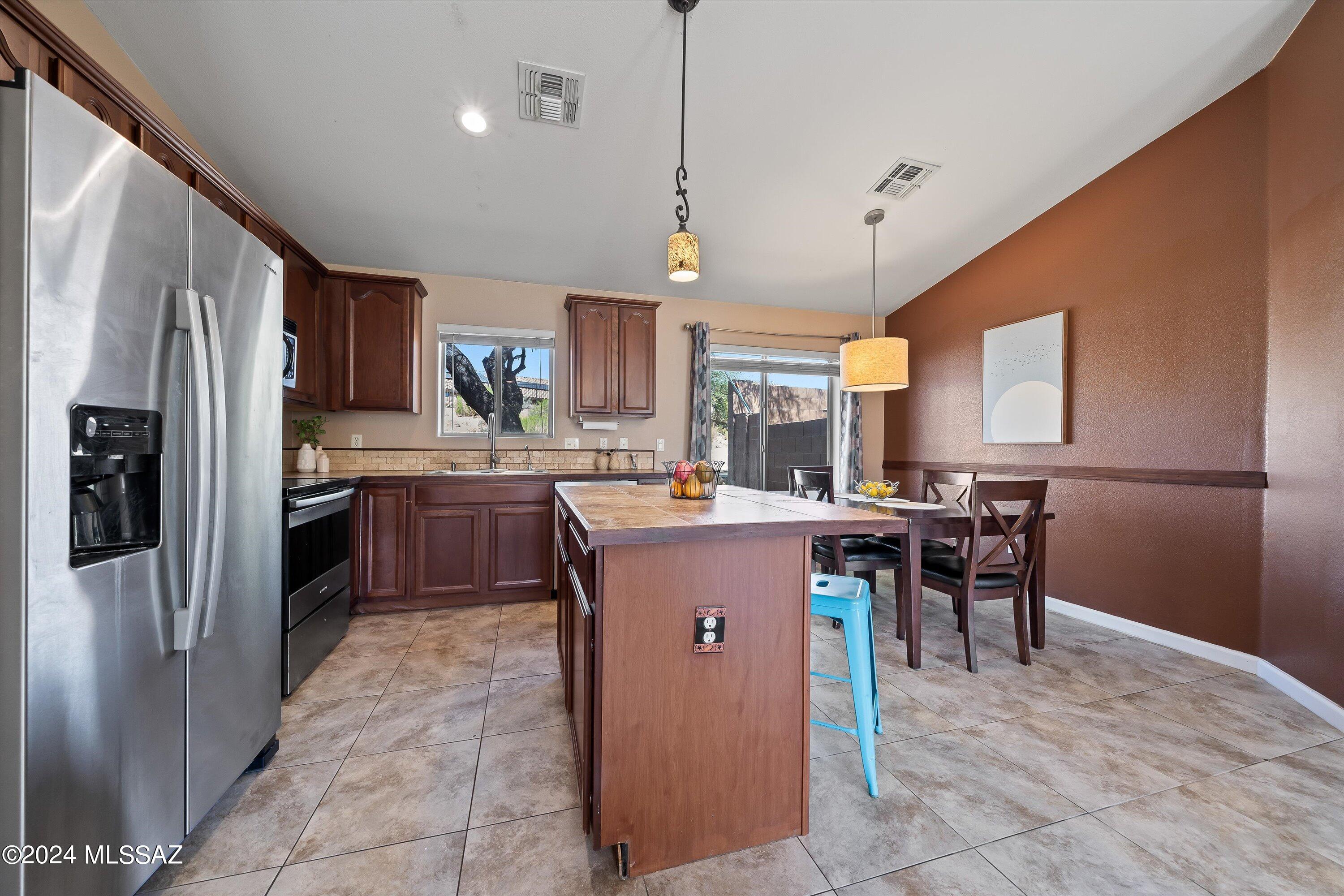 Rancho Del Lago (608-1030) - Residential