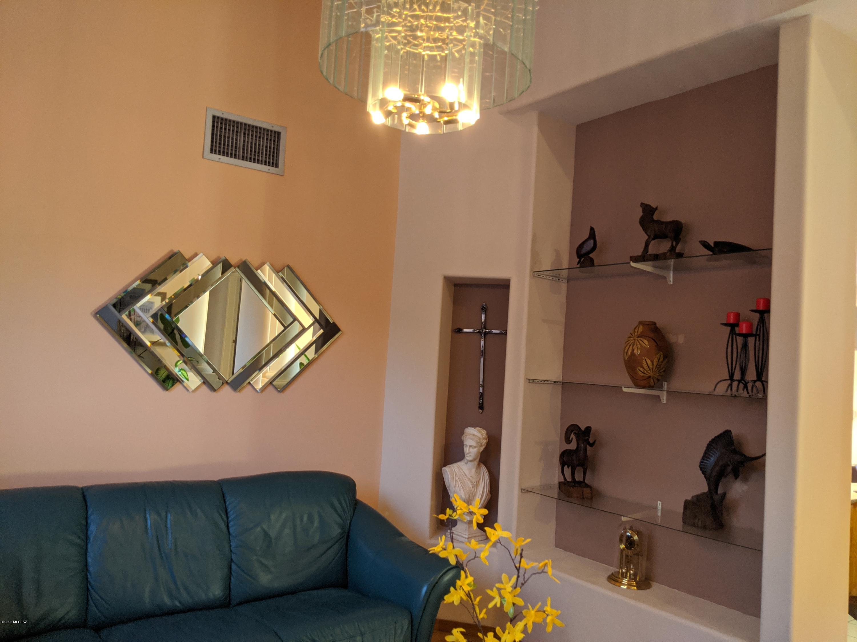 Cresta Loma Estates - Residential