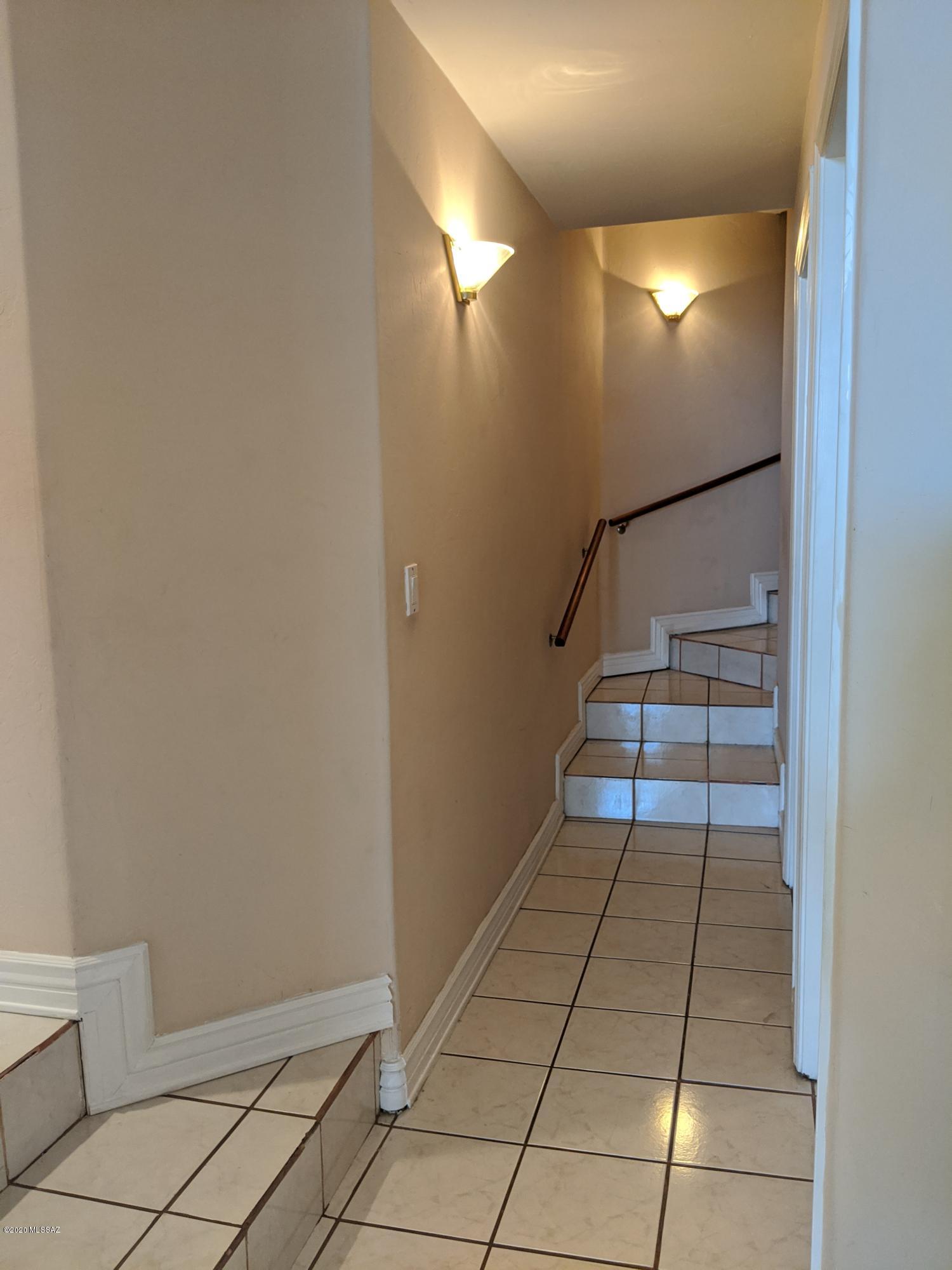 Cresta Loma Estates - Residential