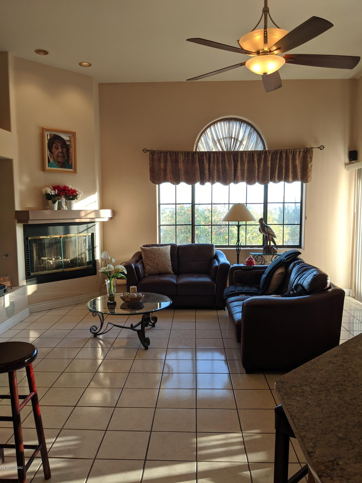 Cresta Loma Estates - Residential