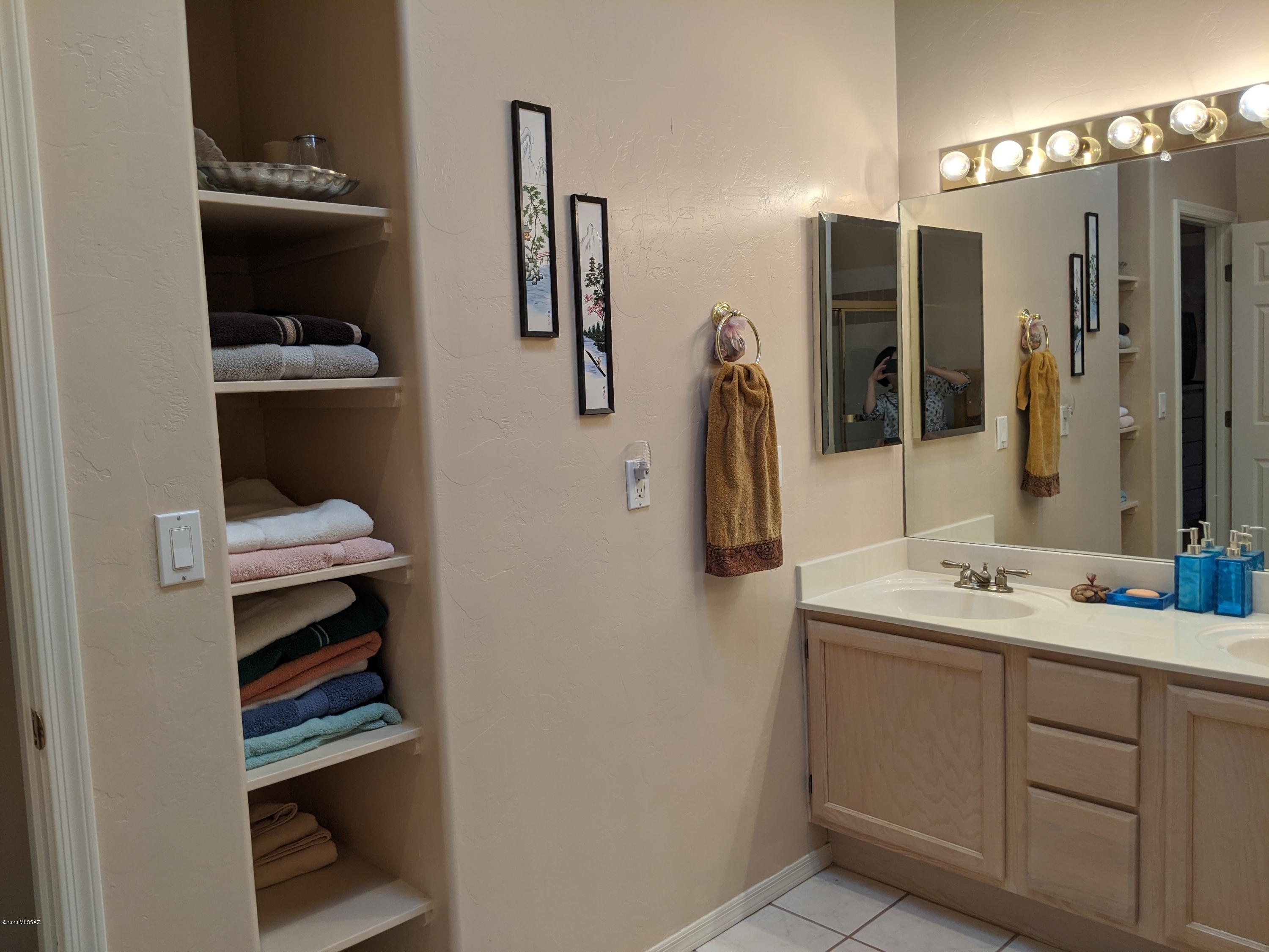 Cresta Loma Estates - Residential
