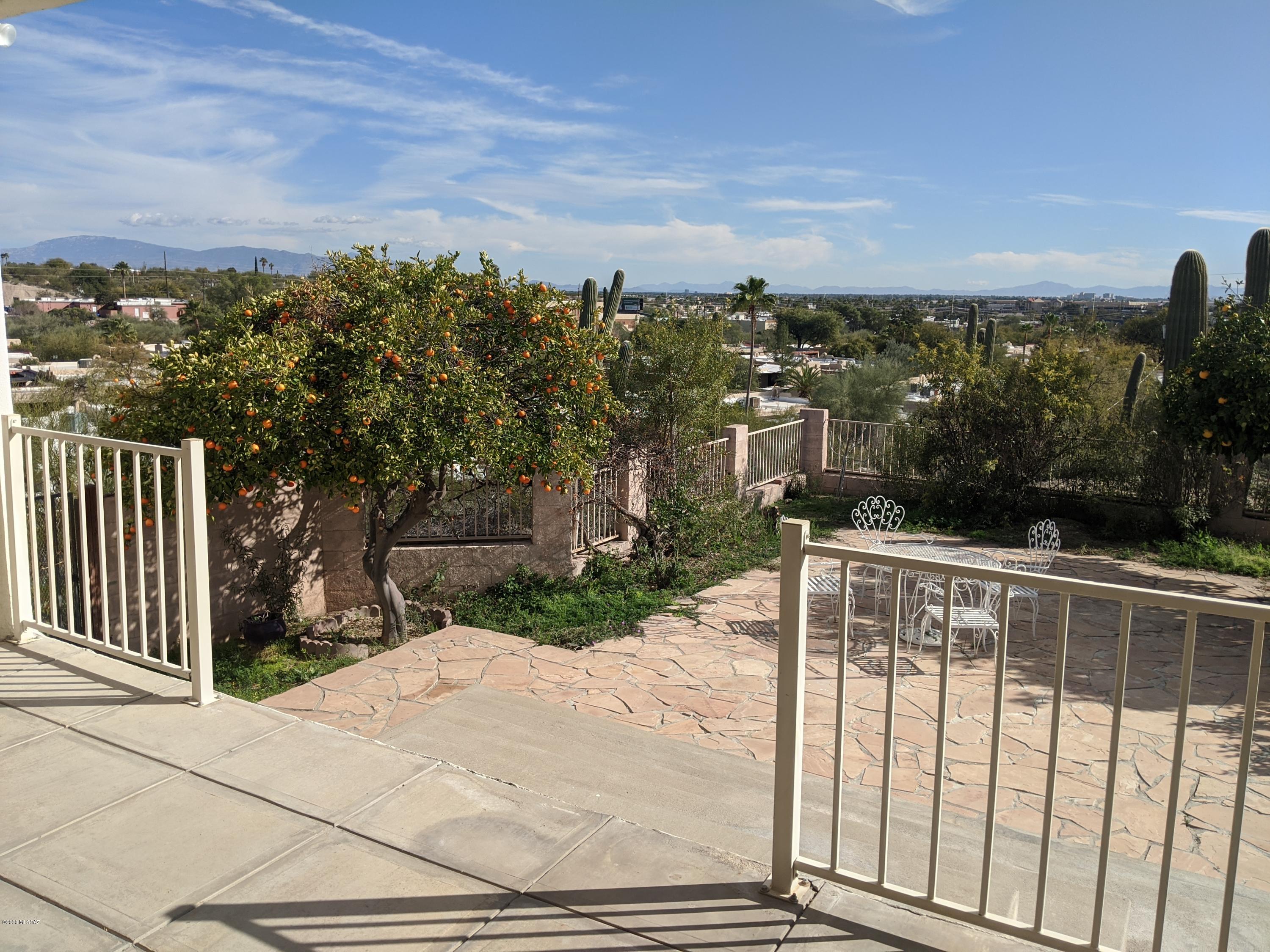 Cresta Loma Estates - Residential
