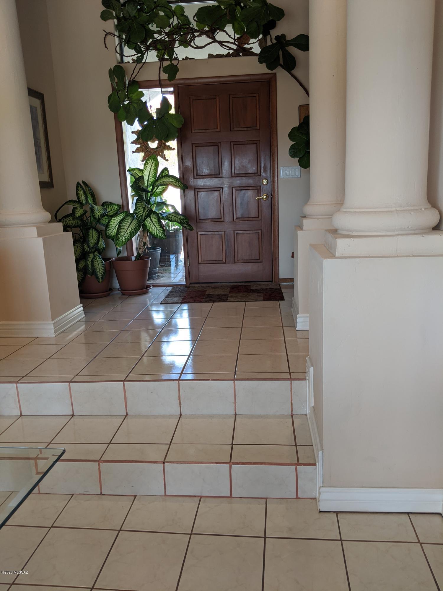 Cresta Loma Estates - Residential