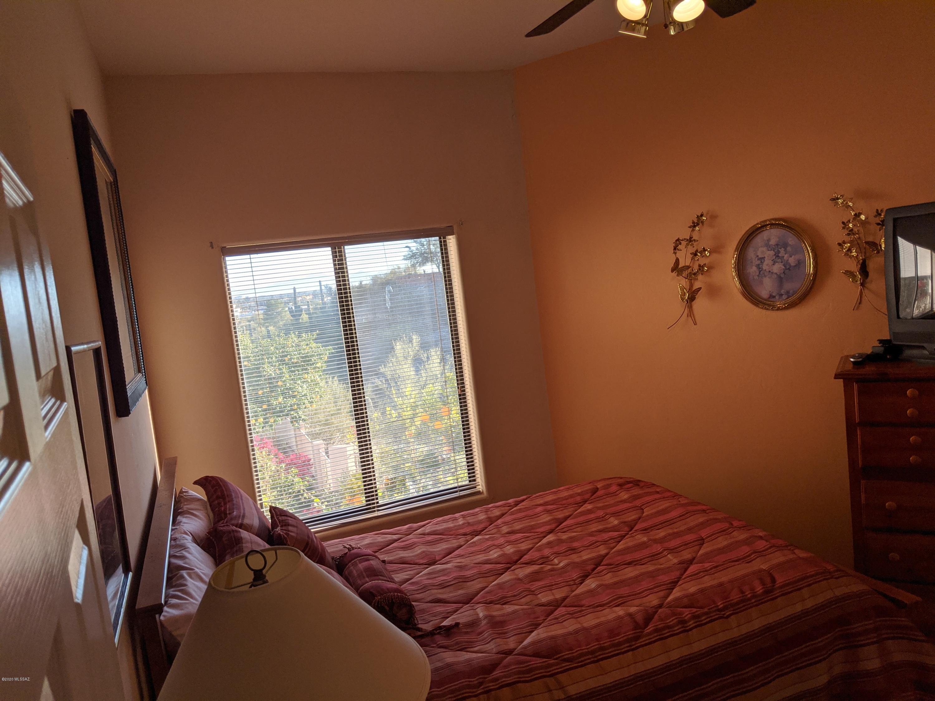 Cresta Loma Estates - Residential
