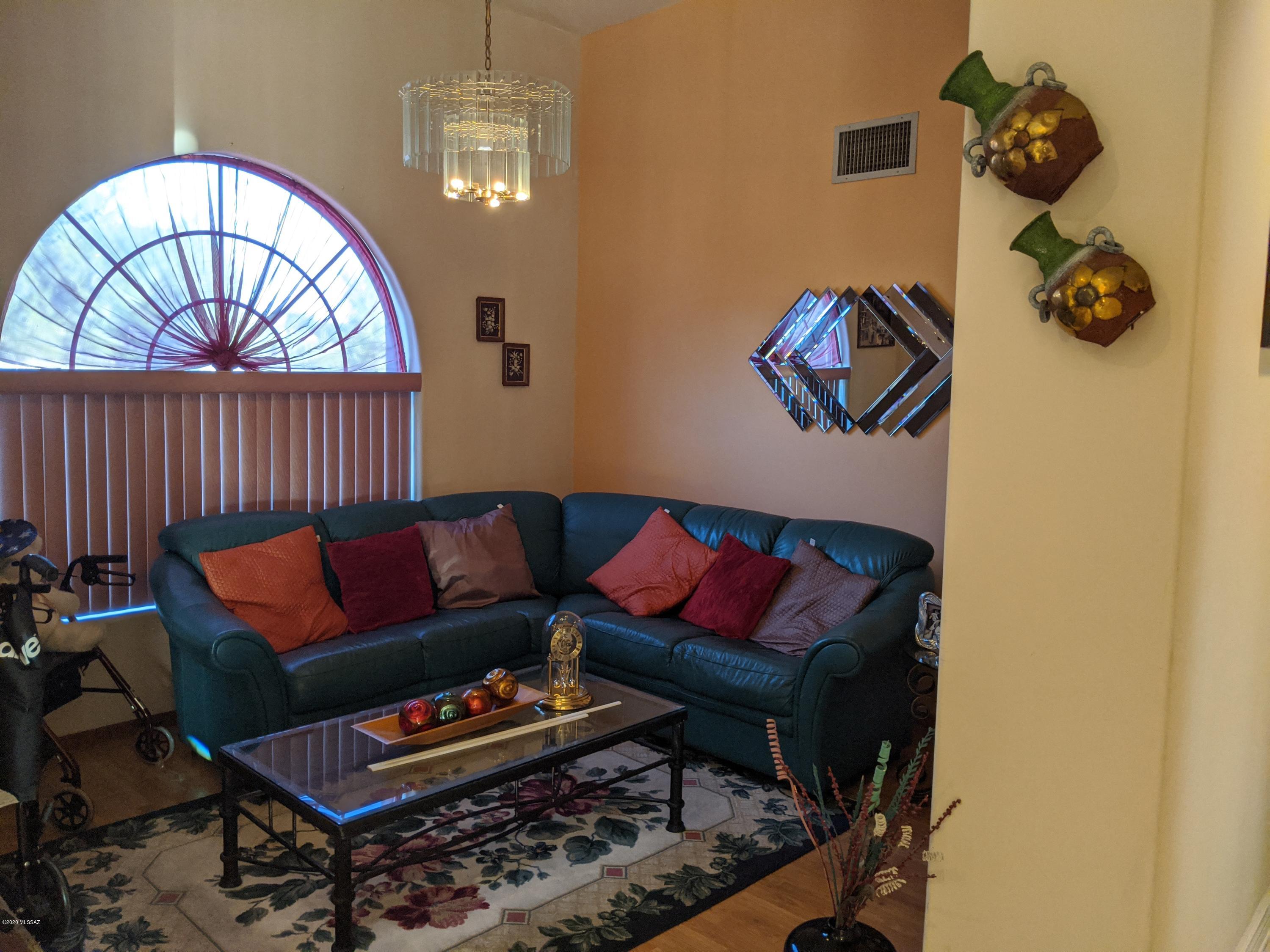 Cresta Loma Estates - Residential