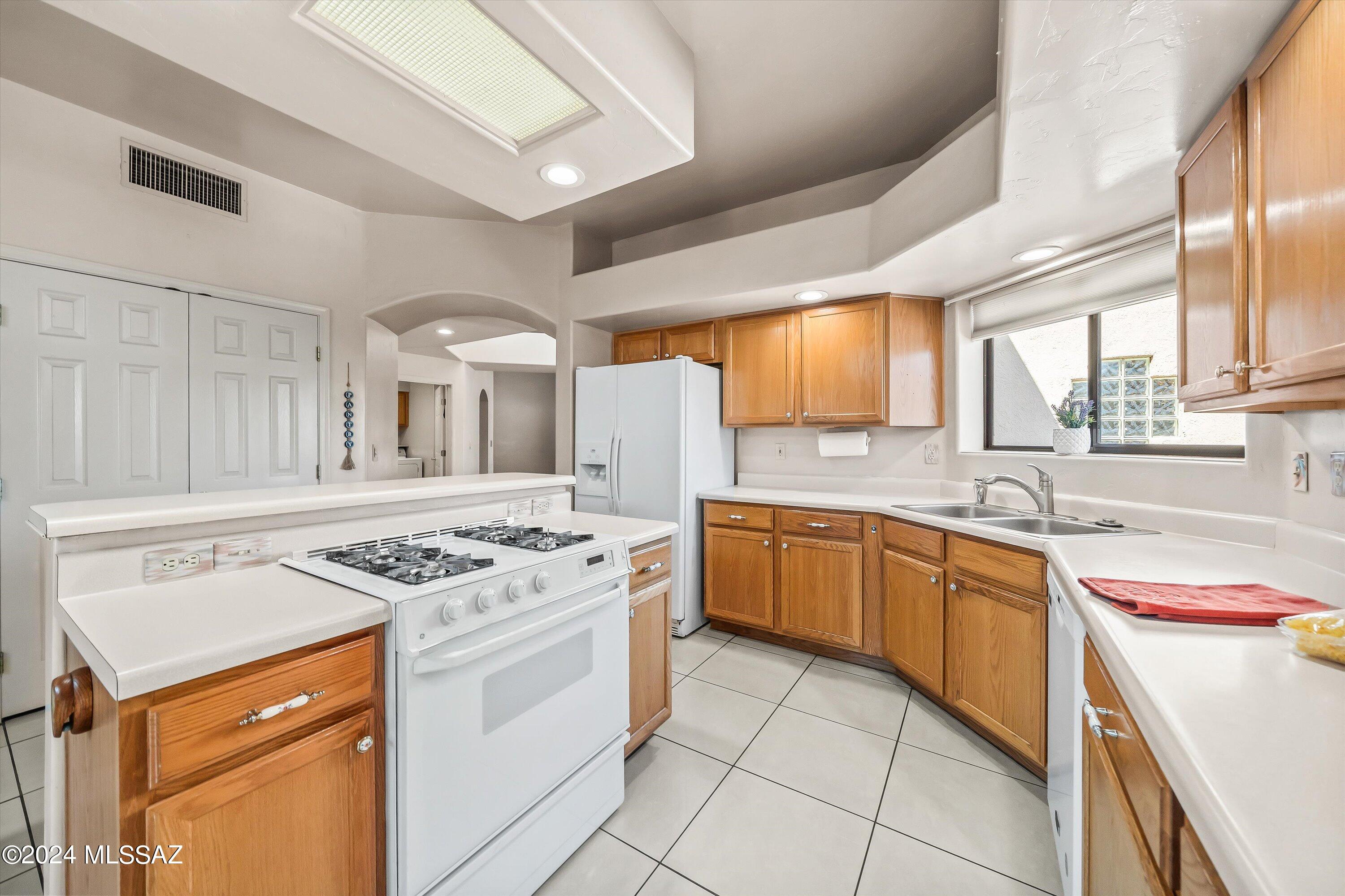 Juniper Ridge(1-12) - Residential