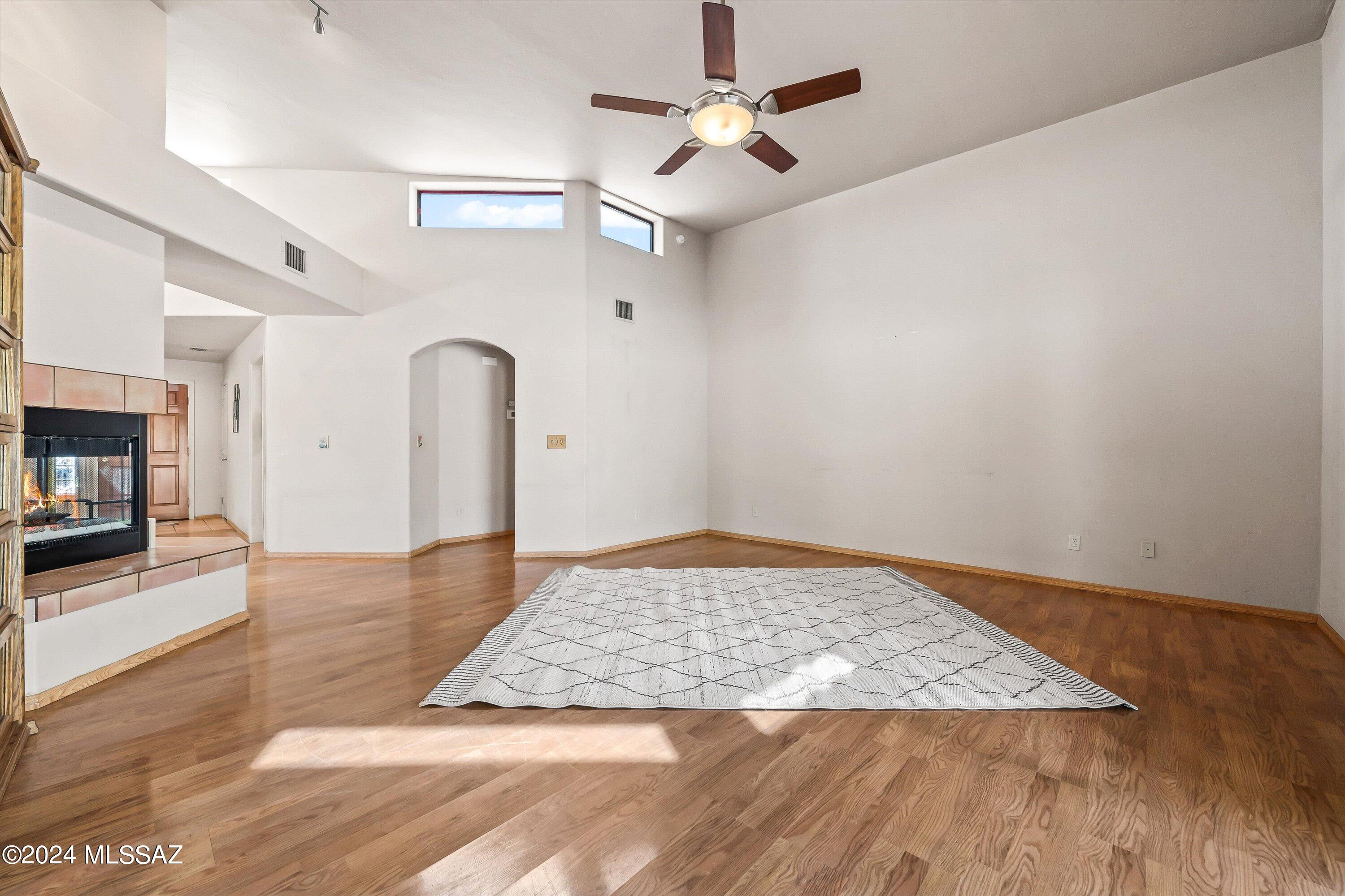 Juniper Ridge(1-12) - Residential