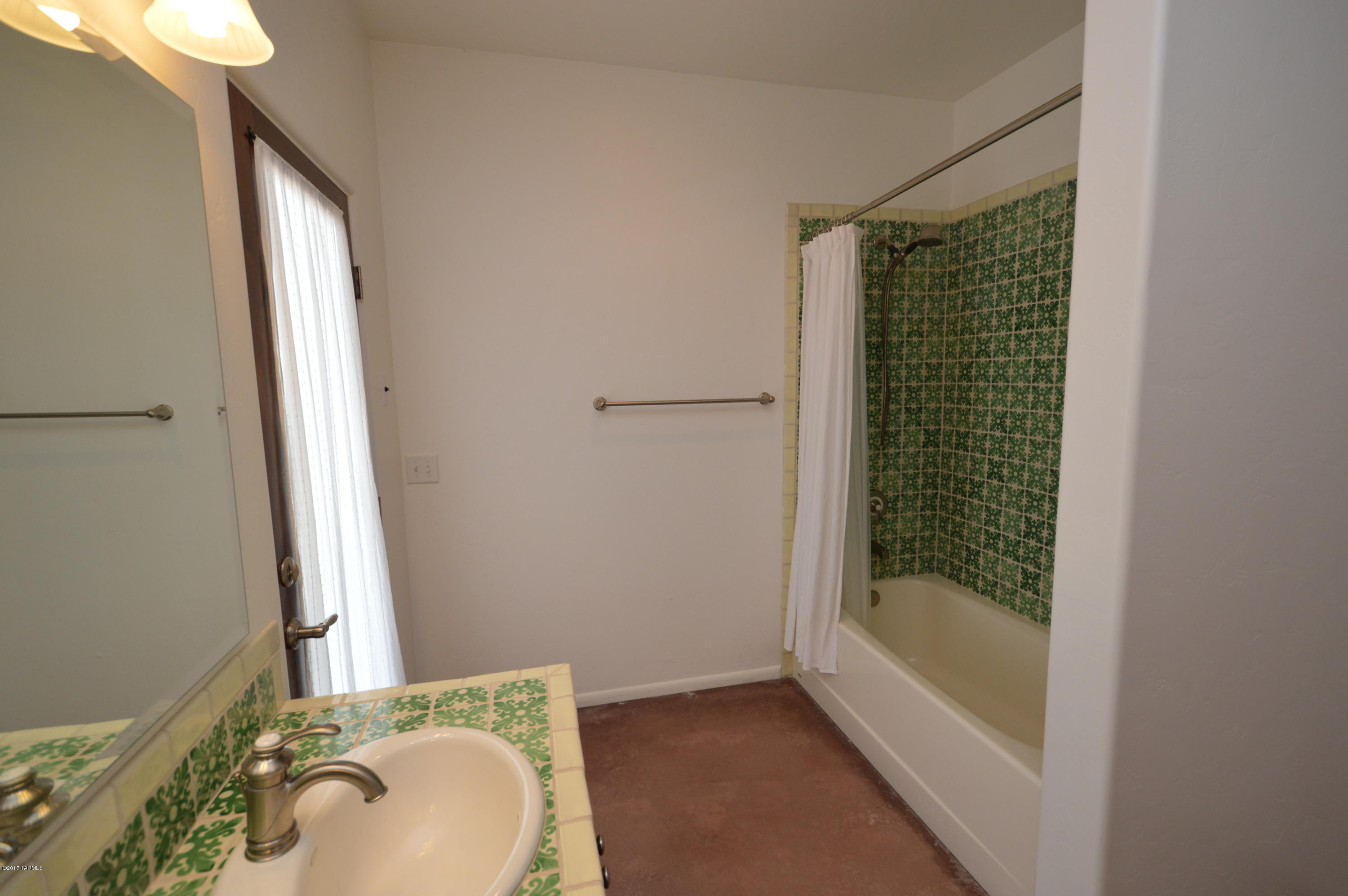 Pontatoc Uplands (1-26) - Residential Lease