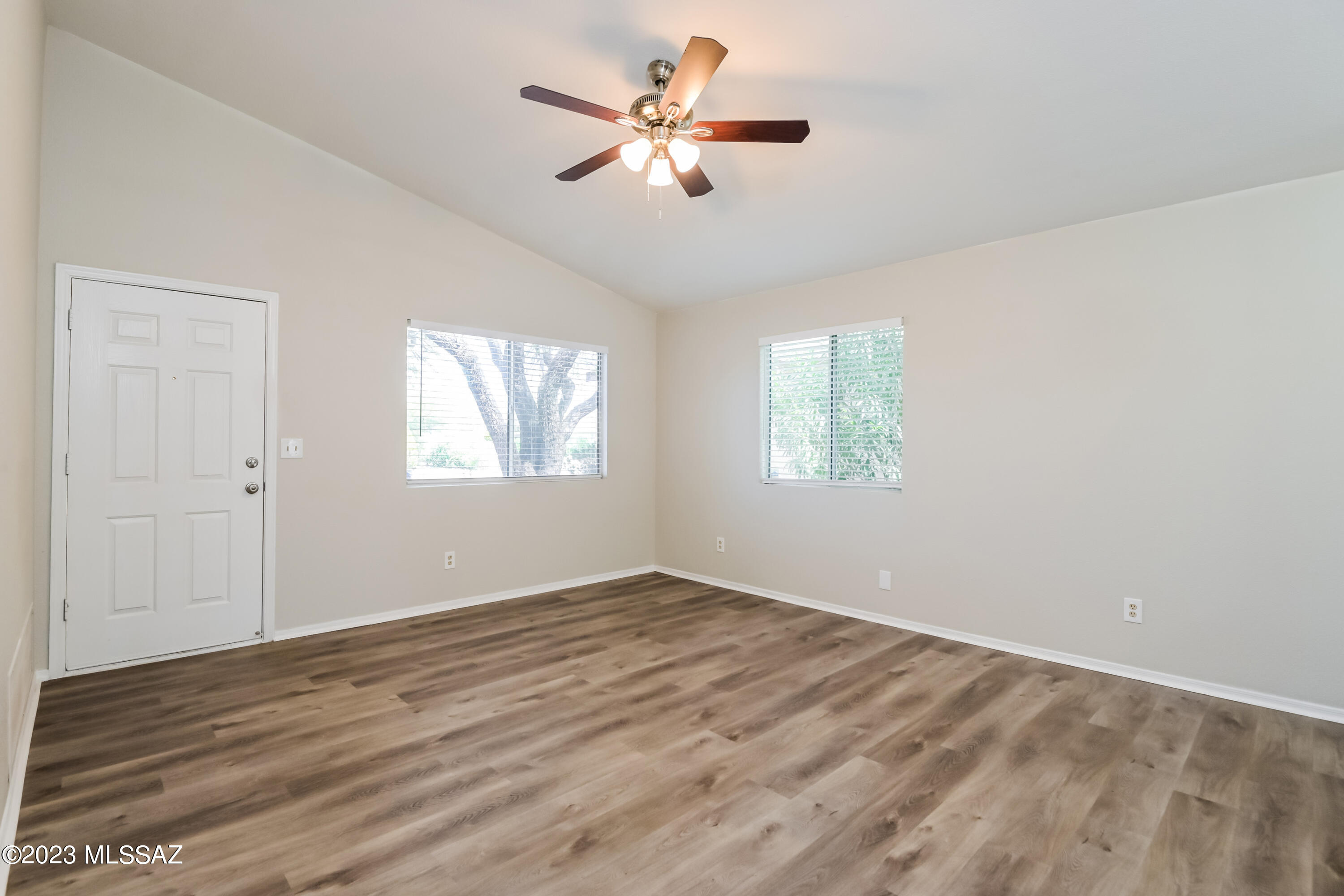 Desert Crossings at Rita Ranch (1-255) - Residential Lease