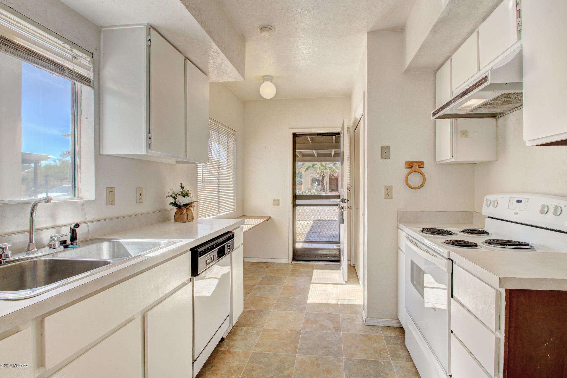 Green Valley Townhouses NO.7 - Residential