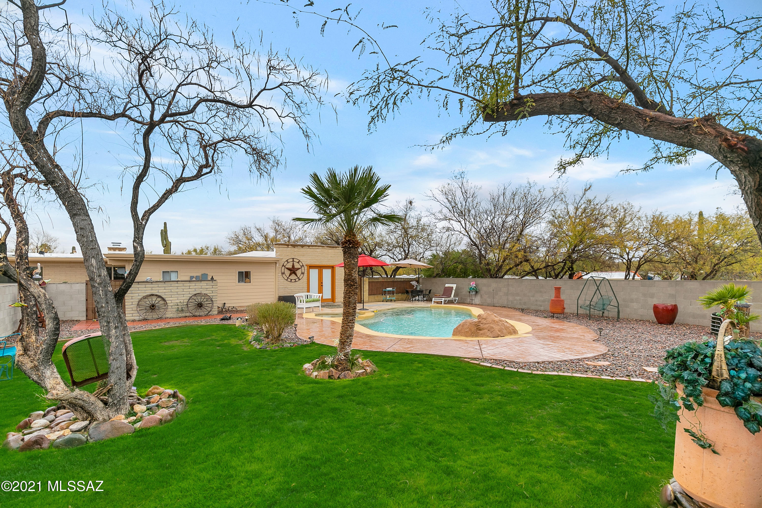 Bel Air Ranch Est - Residential