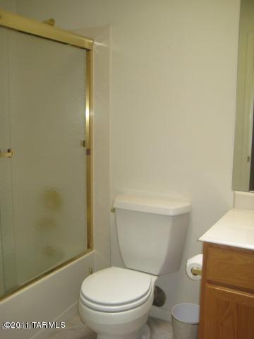 Carmel Pointe (1-104) - Residential Lease
