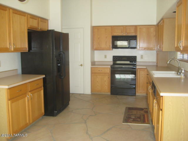 Carmel Pointe (1-104) - Residential Lease