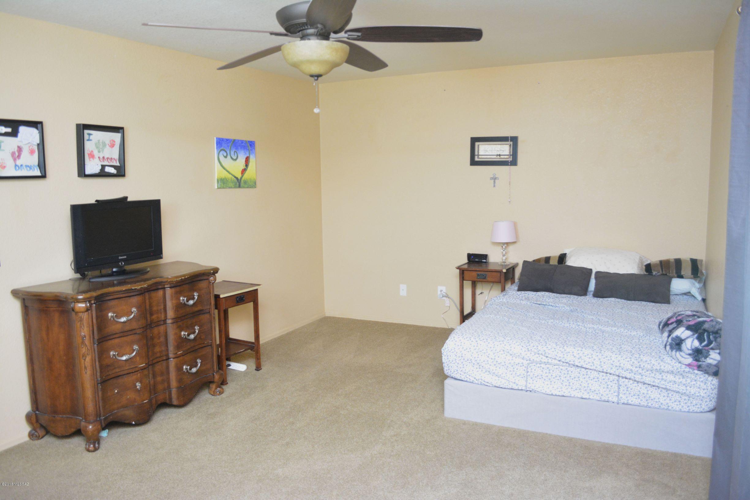 Santo Tomas Villas (1-354) - Residential