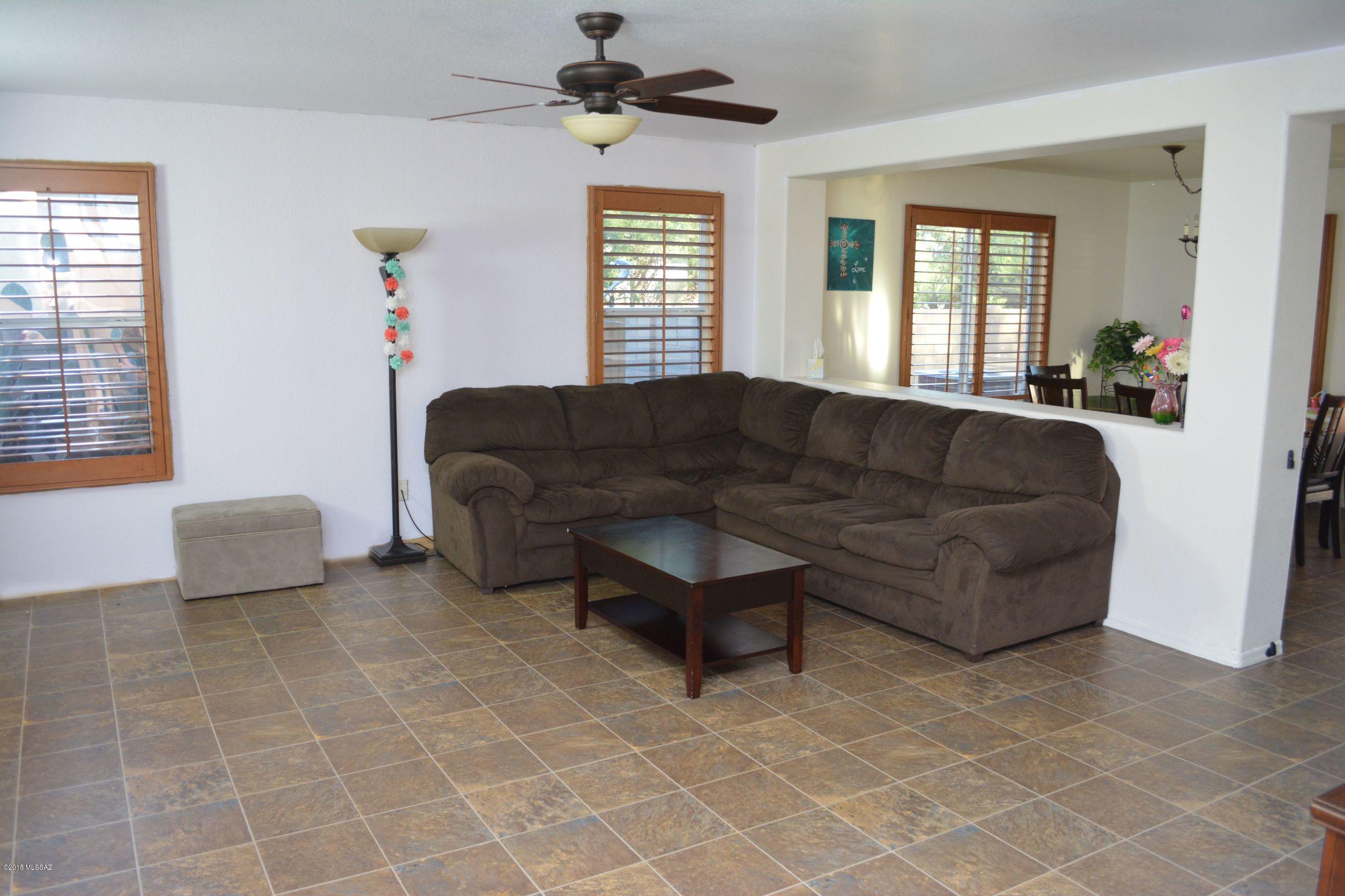 Santo Tomas Villas (1-354) - Residential