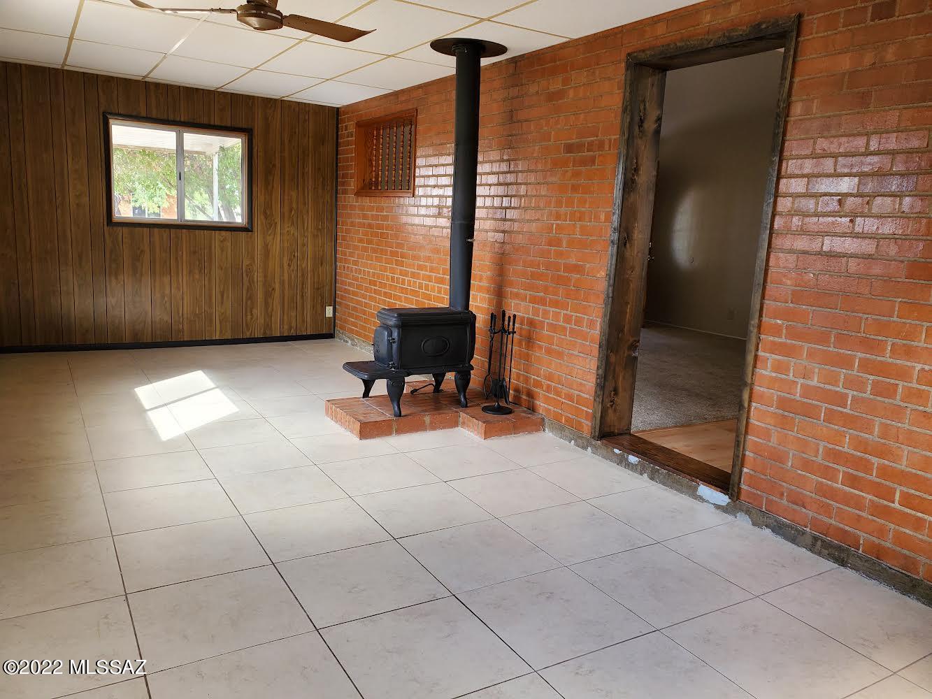 Maryvale Manor - Residential