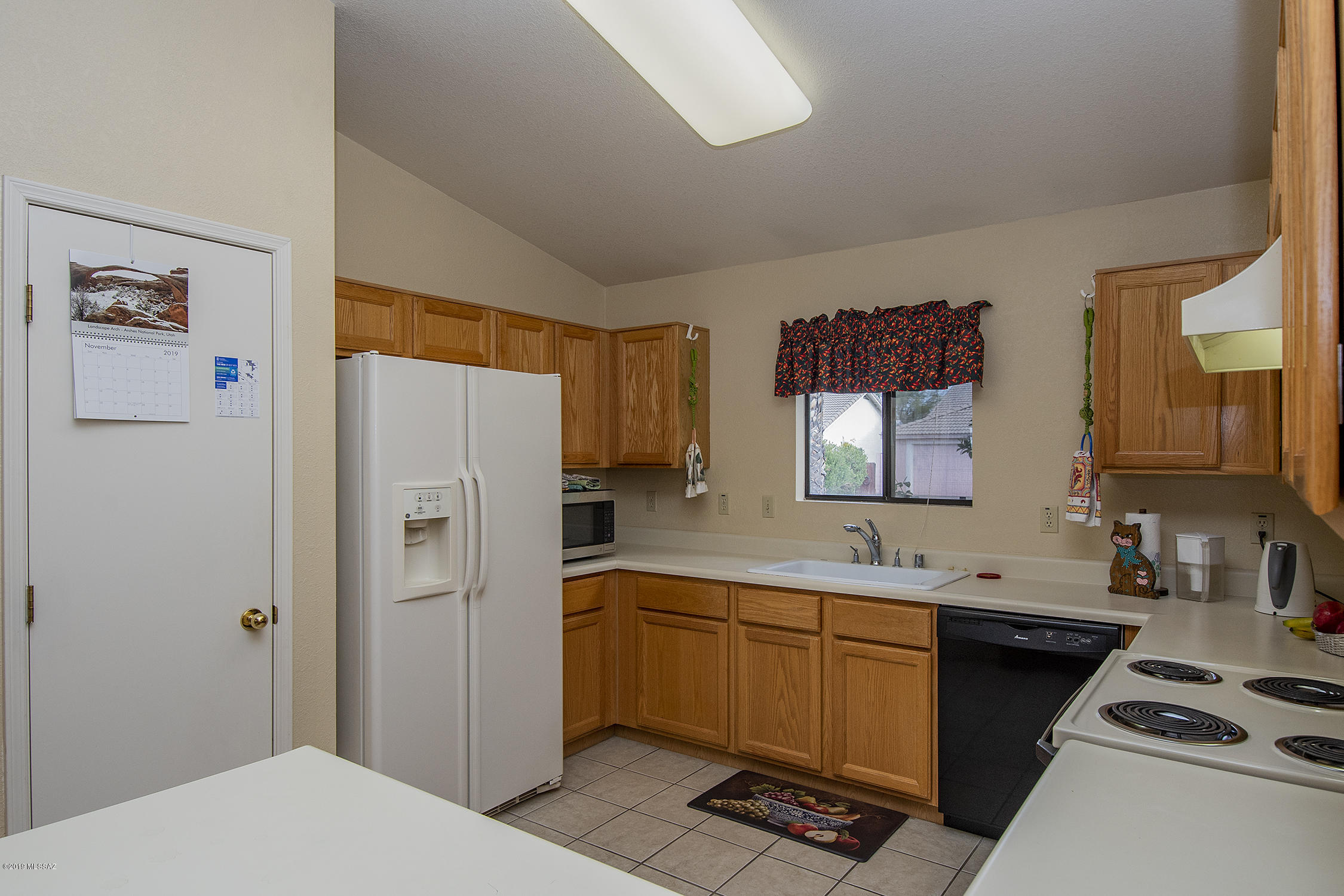 Elliott Homes At Rita Ranch (1-521) - Residential