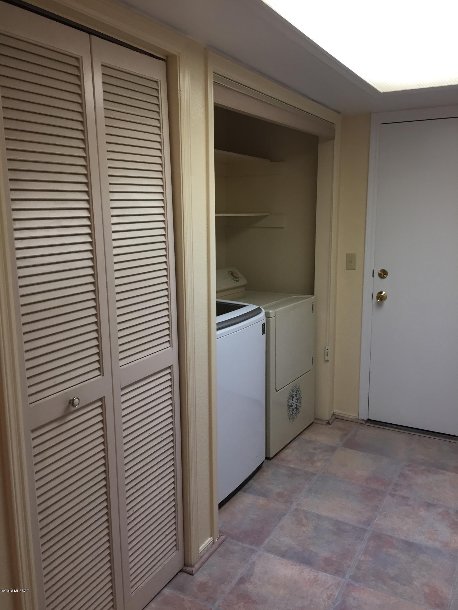 La Fontana (1-22) - Residential