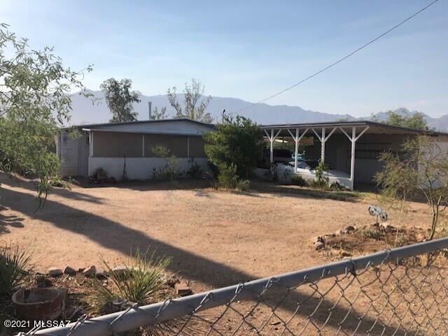 Cottage sits on large private fenced corner lot.
Huge Master Bdrm. New Roof 2019. Mountain views. 23X11 Works shop plus two additional storage buildings.  Home needs upgrades floor coverings, paint. 
Property being sold AS IS. Seller requires 60 day close of escrow.