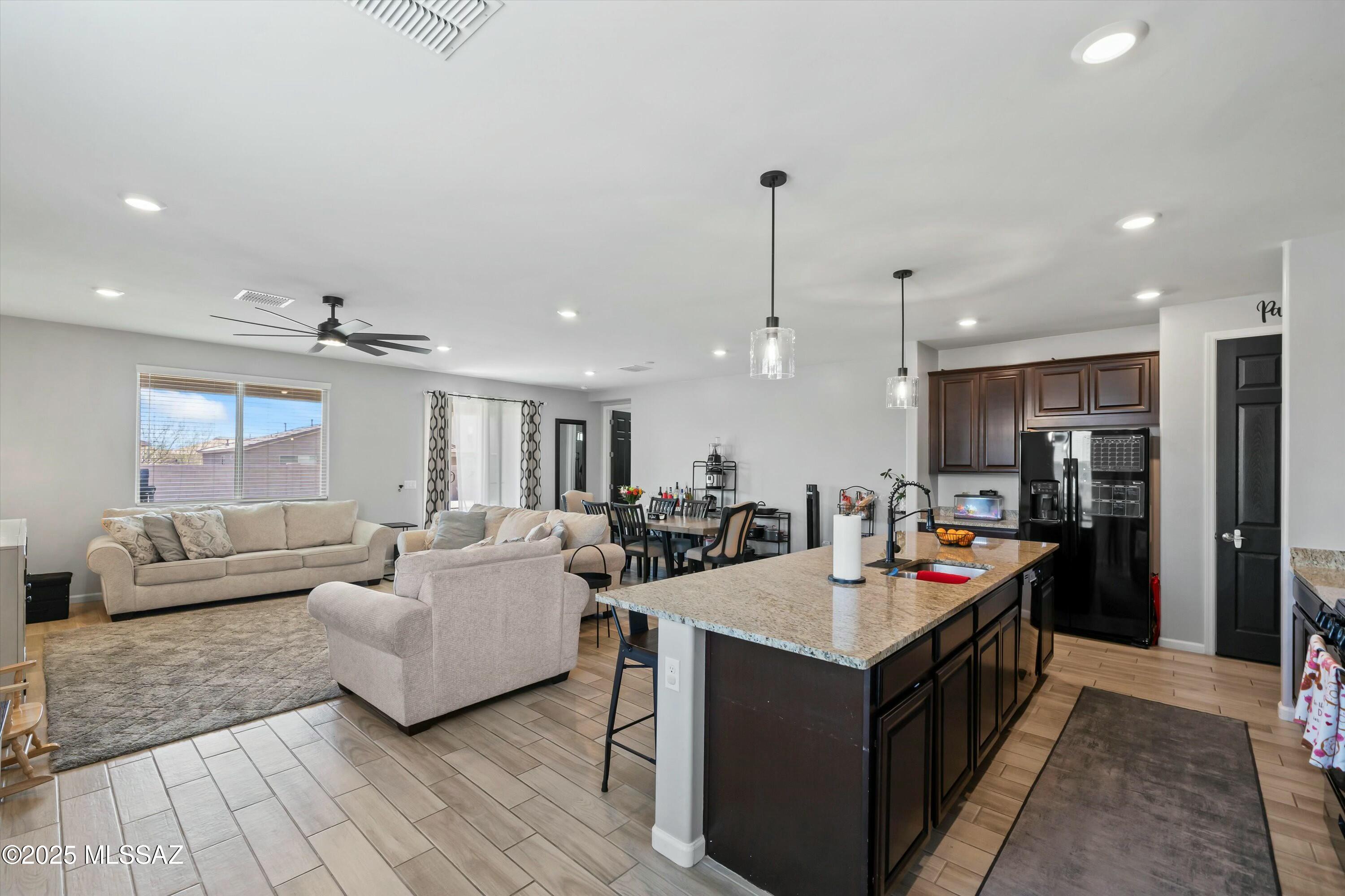 La Estancia De Tucson (1-330) - Residential
