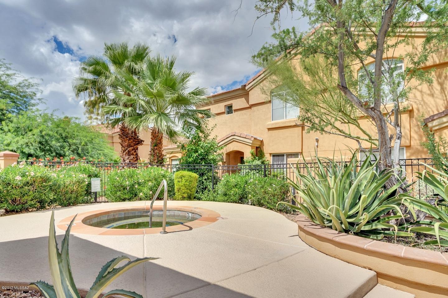 Pinnacle Canyon Condominium - Residential