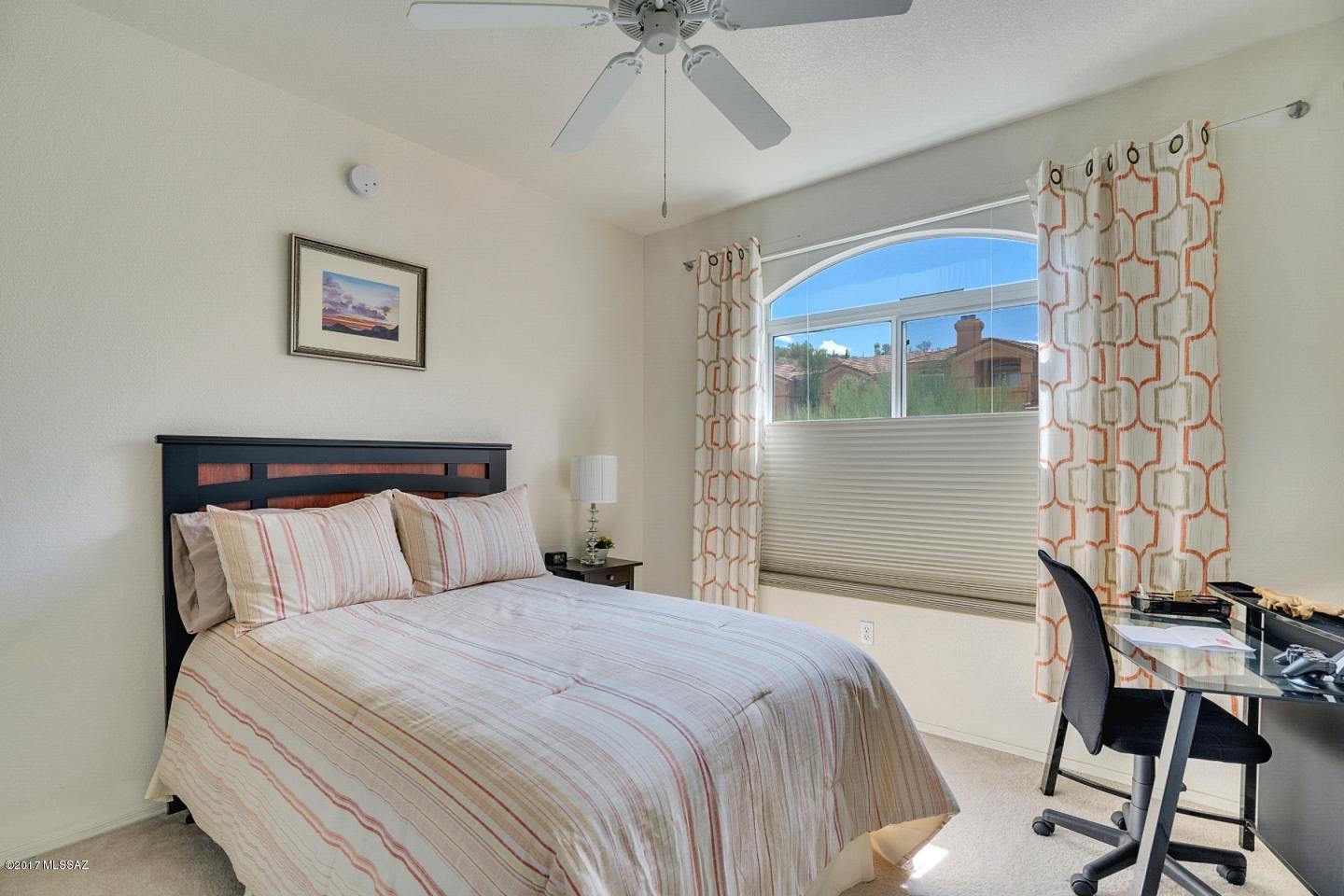 Pinnacle Canyon Condominium - Residential