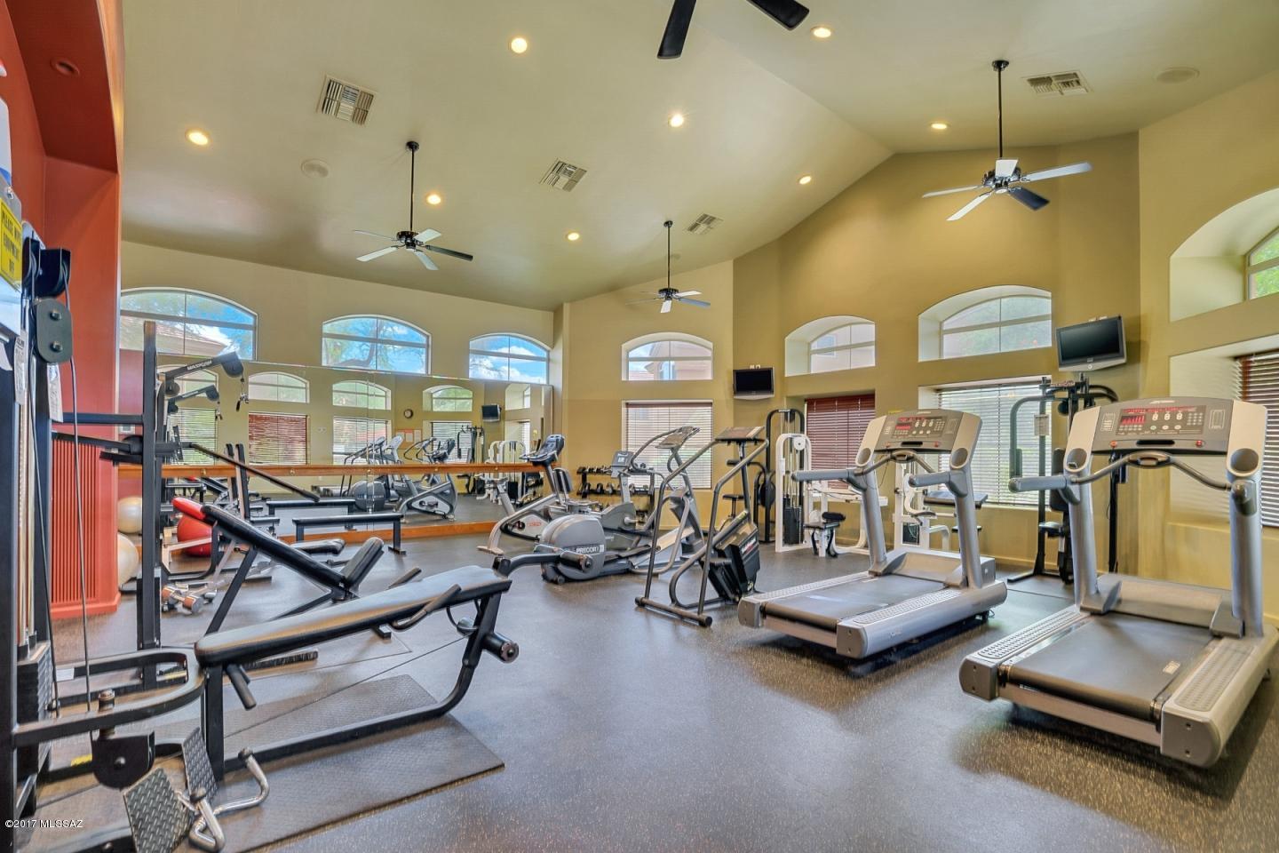 Pinnacle Canyon Condominium - Residential