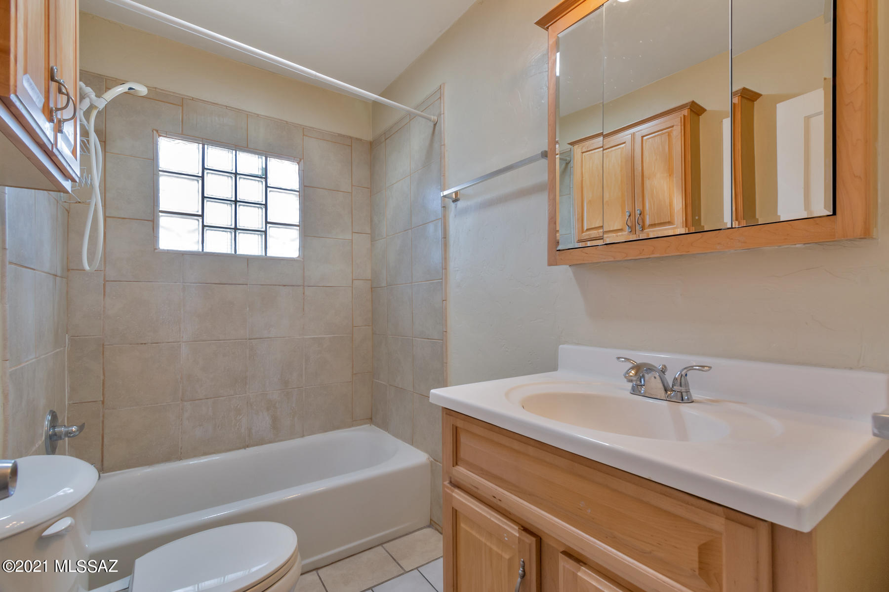 Vista Del Monte Tract Amended - Residential Lease